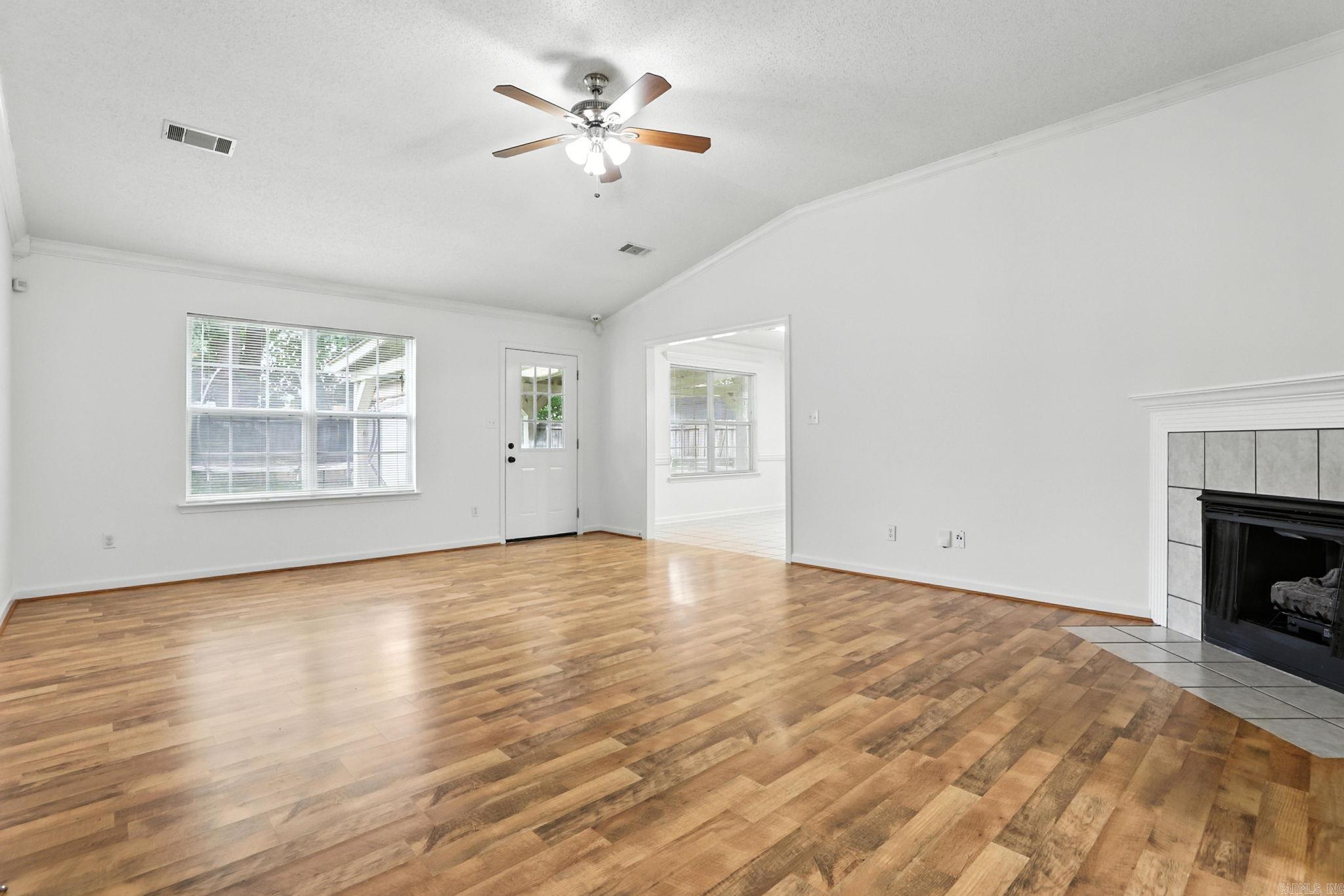MEADOWLAKE - Residential