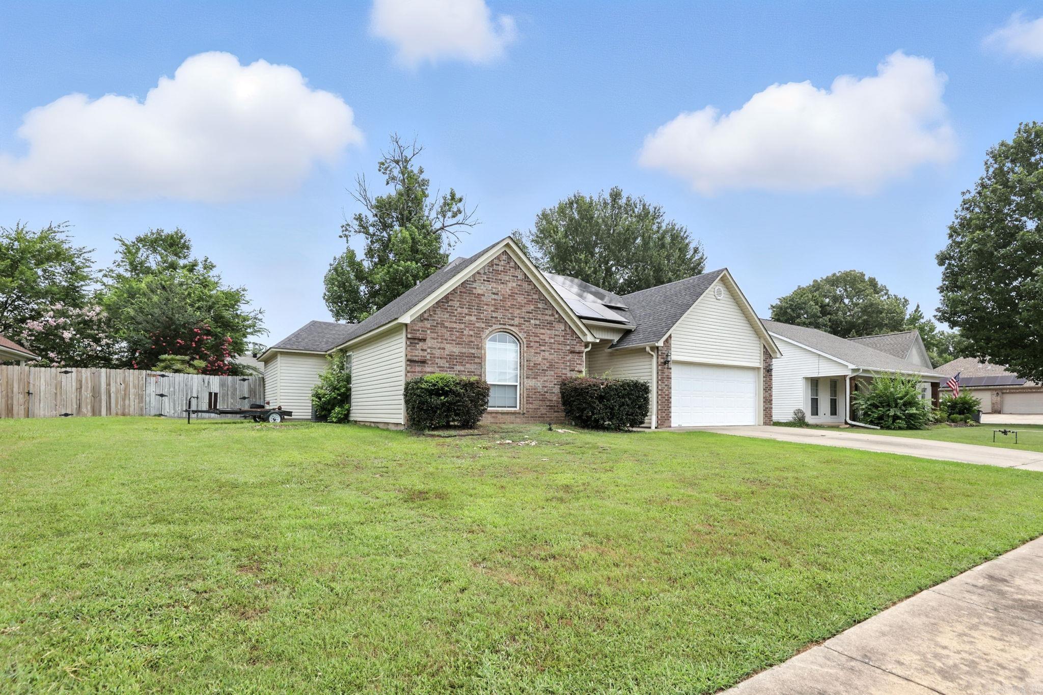 MEADOWLAKE - Residential