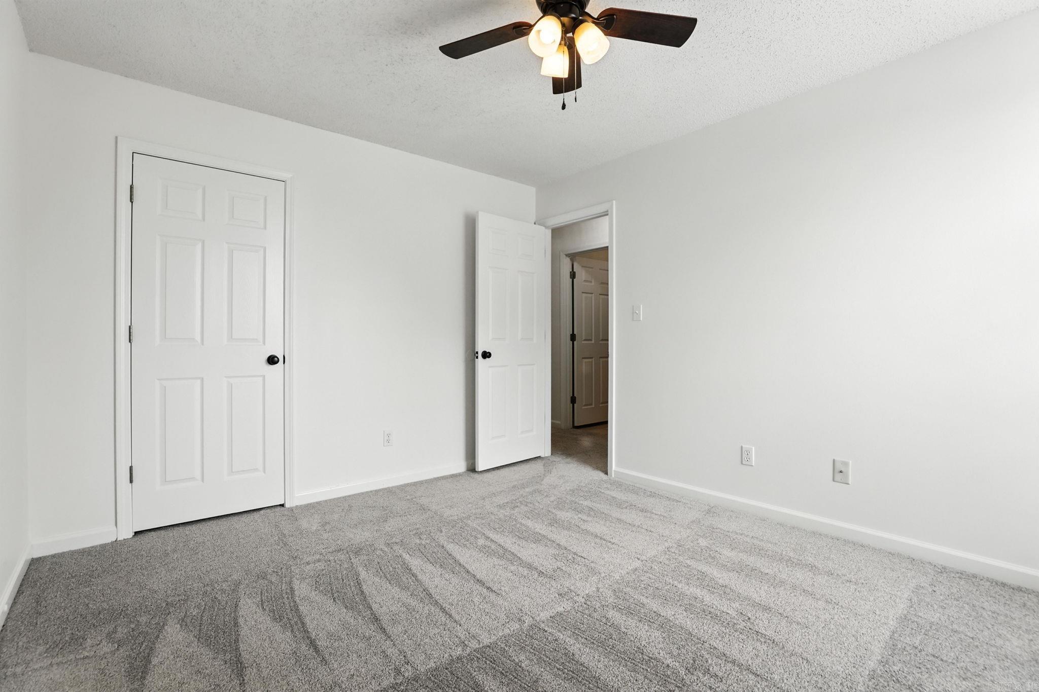 MEADOWLAKE - Residential