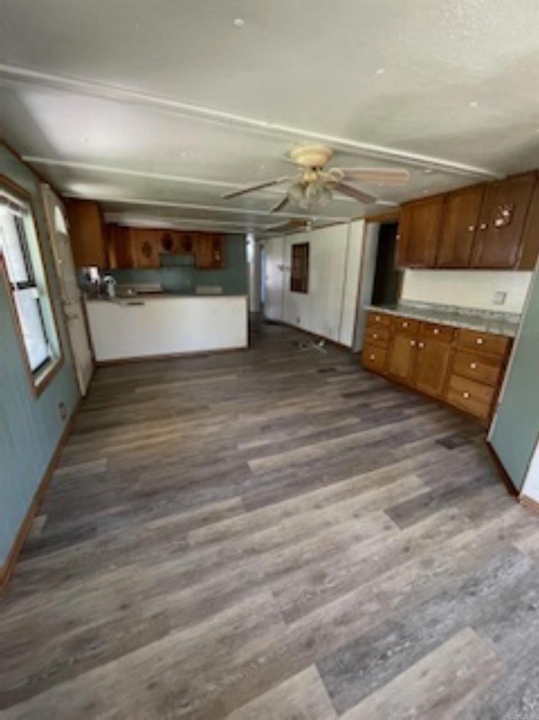 PINEY WOODS ESTATES - Residential