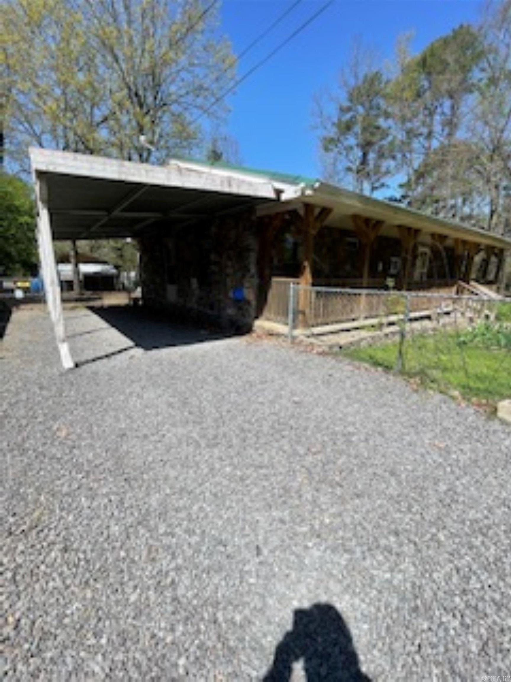 PINEY WOODS ESTATES - Residential