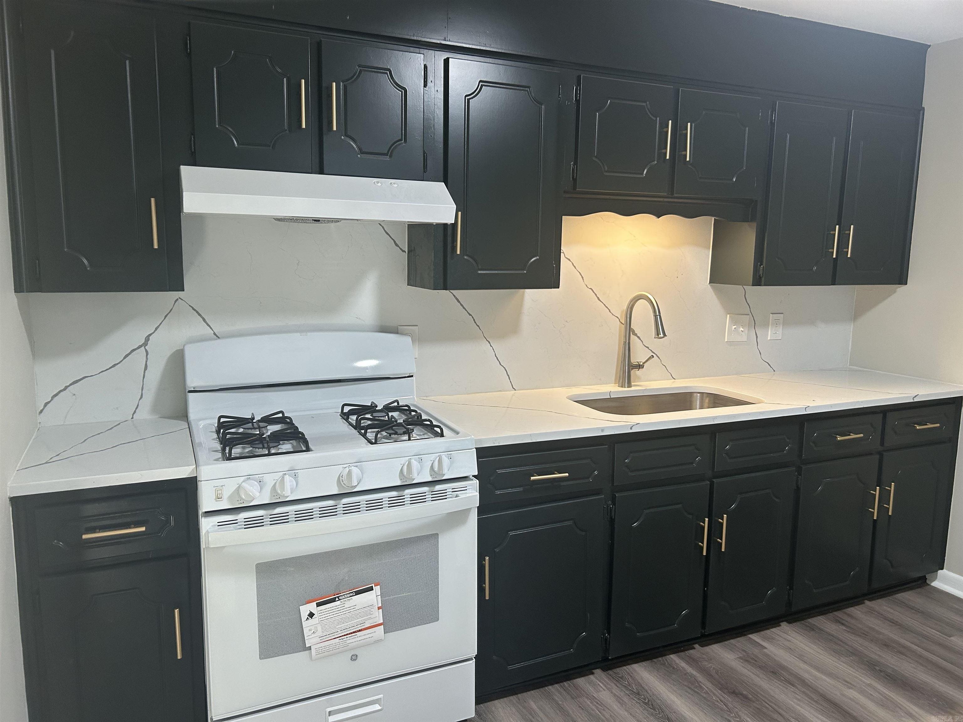 SUNNYSIDE HILLS ADDN TO JACK - Residential