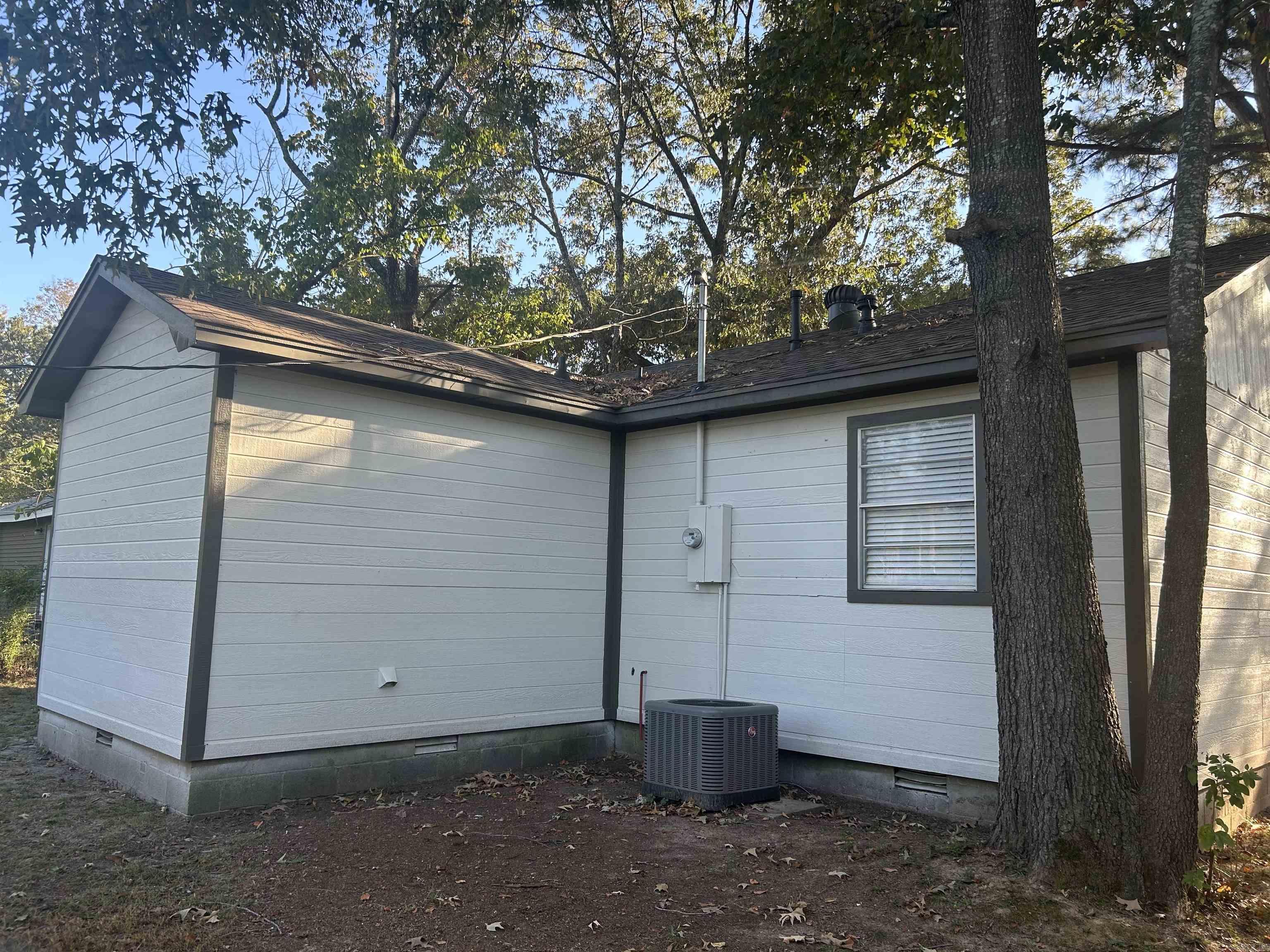 SUNNYSIDE HILLS ADDN TO JACK - Residential