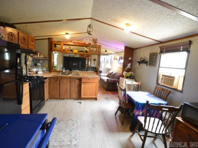 MCPHERSON VALLEY - Residential