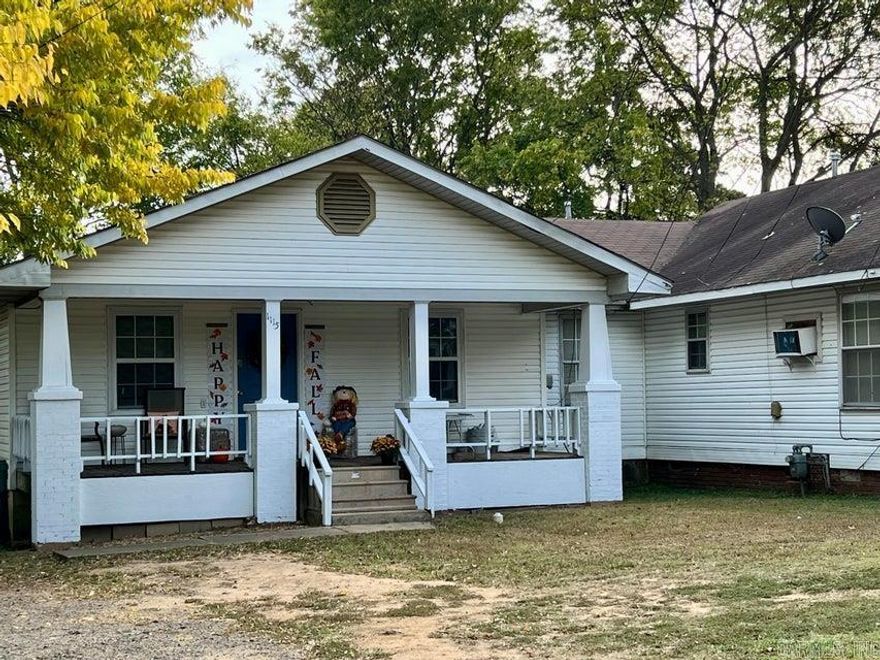 Opportunity Awaits! This duplex features an updated 3/1 and a 2/1 to be updated as you choose. Large lot with open parking and easy access to Hwy 7 for commuting.  SBL