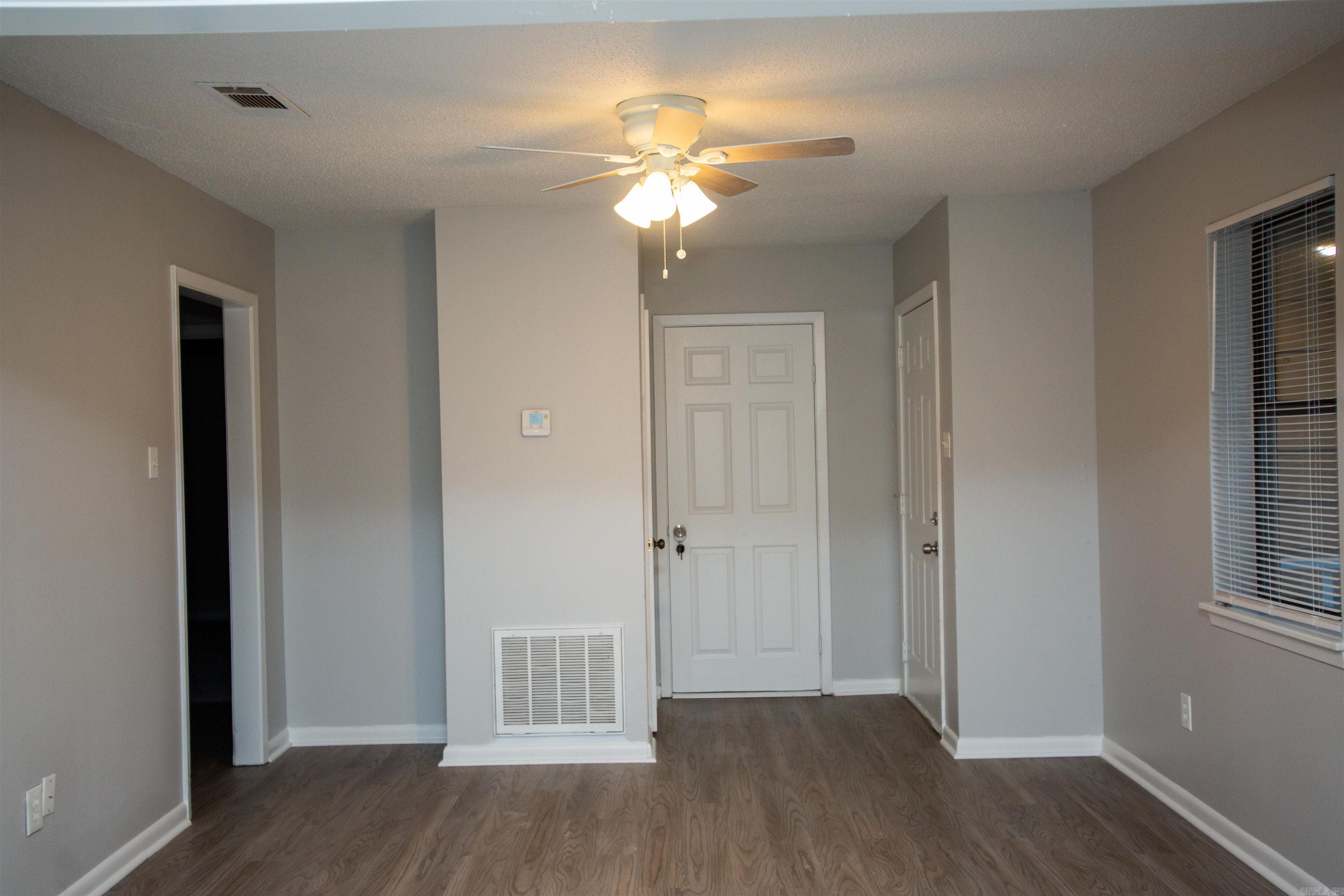 GIBRALTER HGTS - Residential Lease