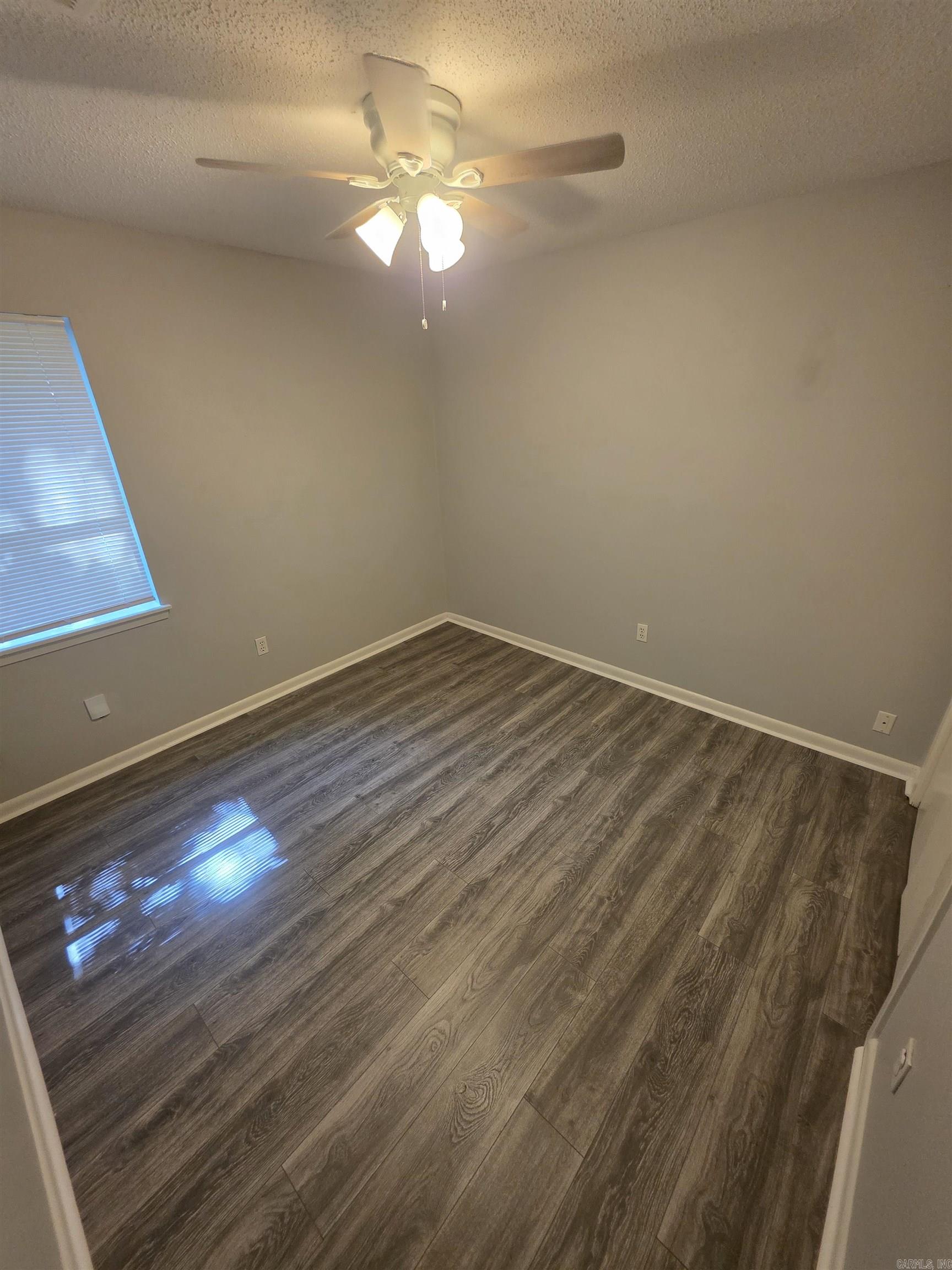 GIBRALTER HGTS - Residential Lease