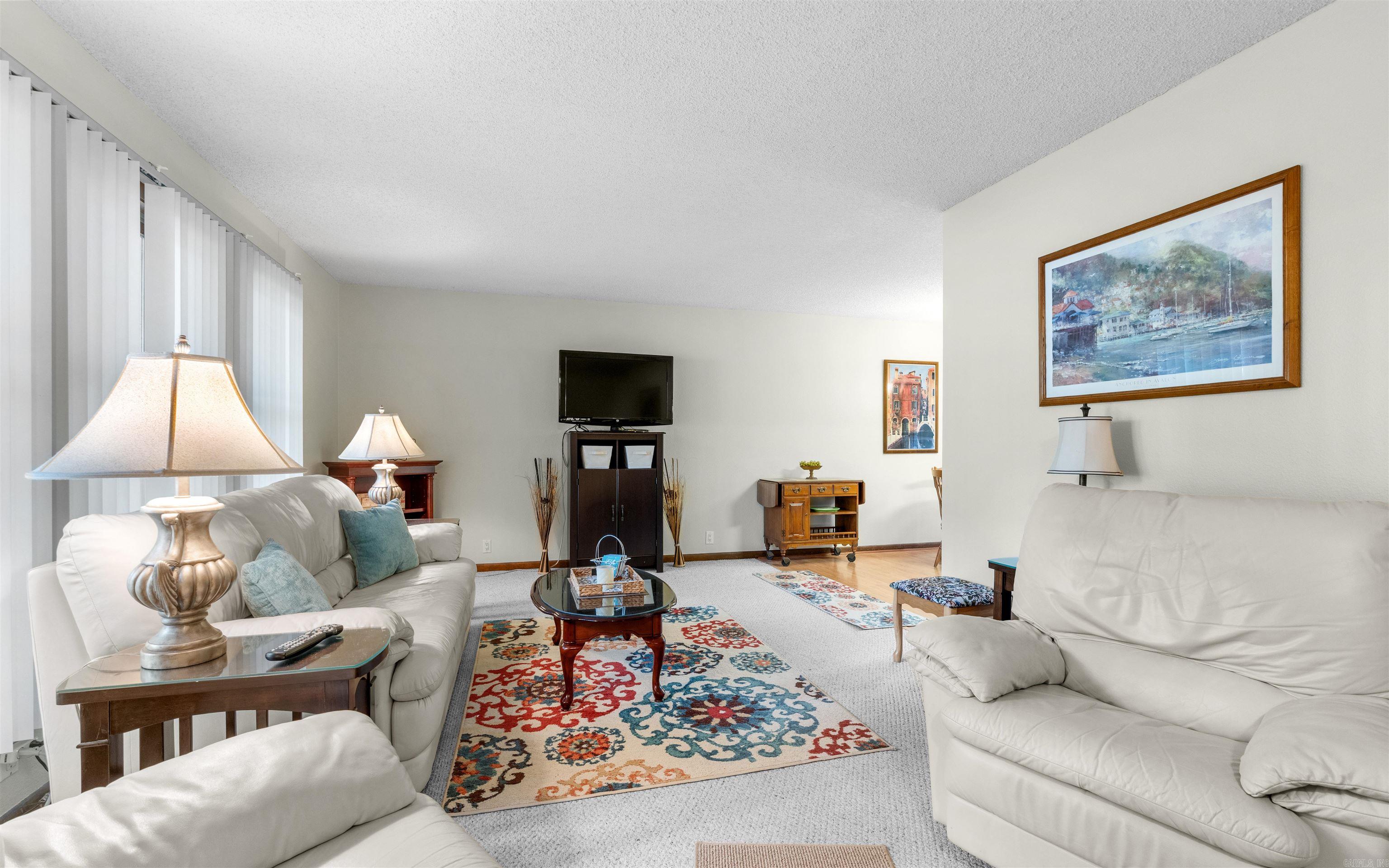 Madrid Courts - Residential