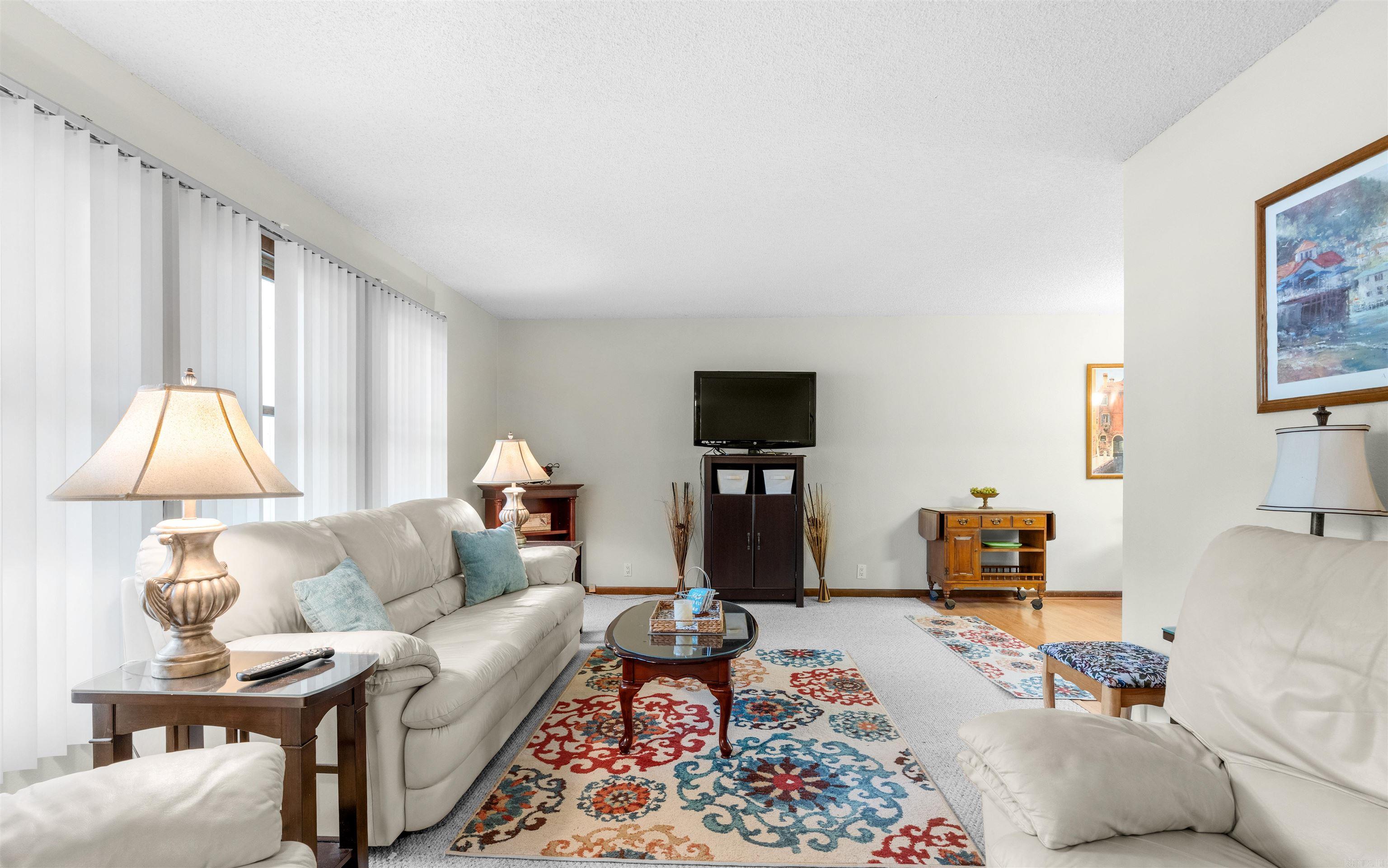 Madrid Courts - Residential