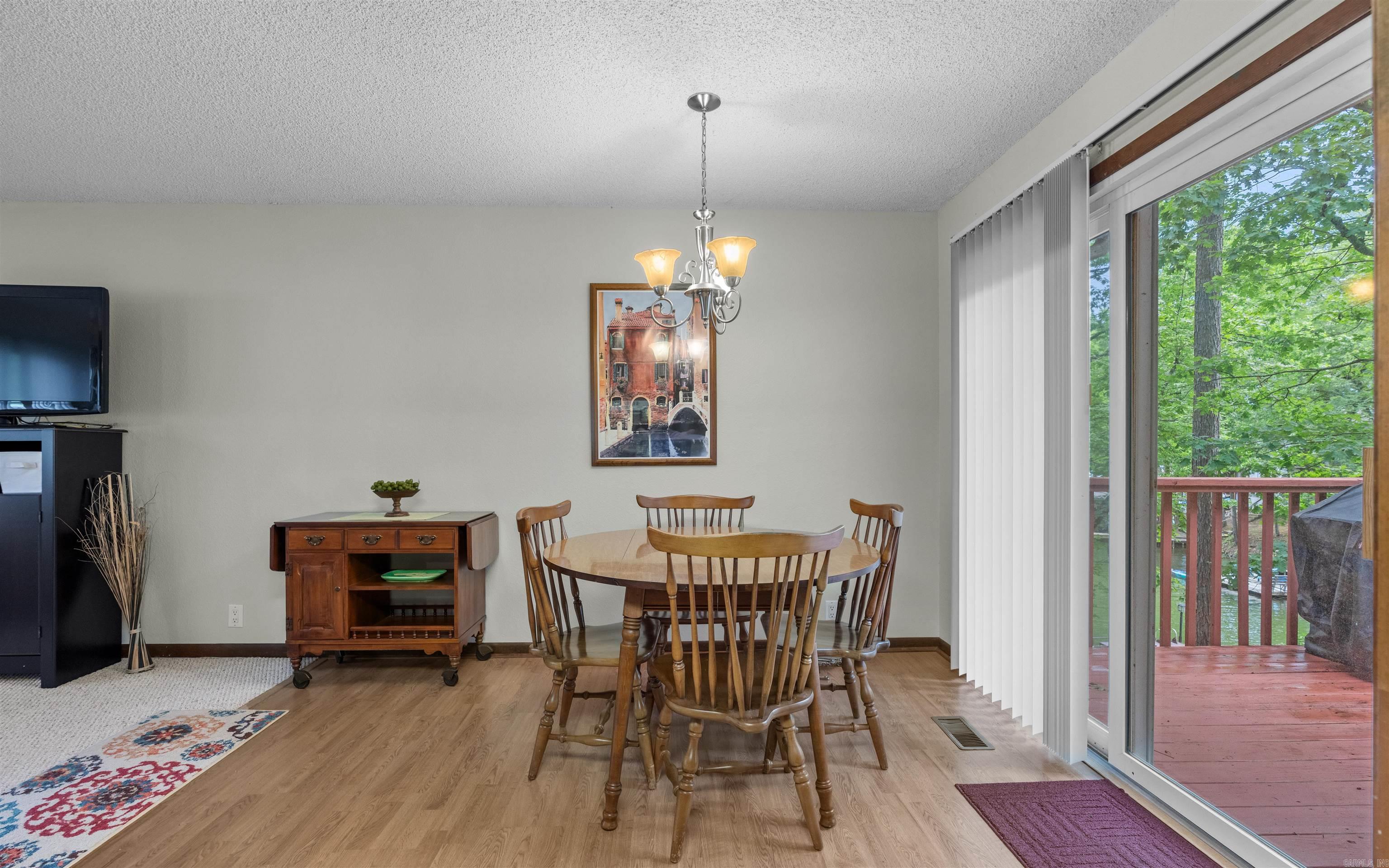 Madrid Courts - Residential