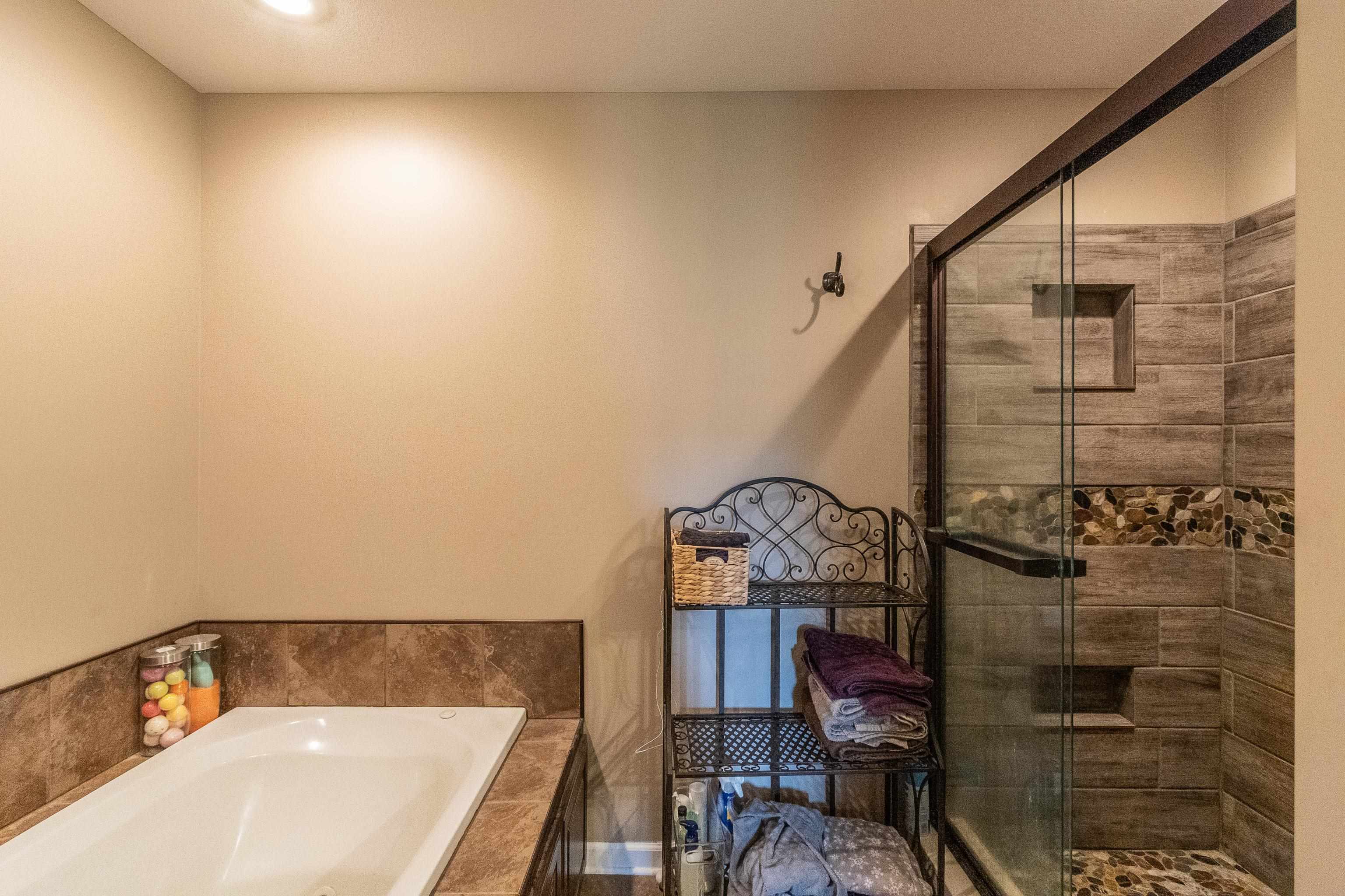 Donlee Ridge Phase 2 - Residential