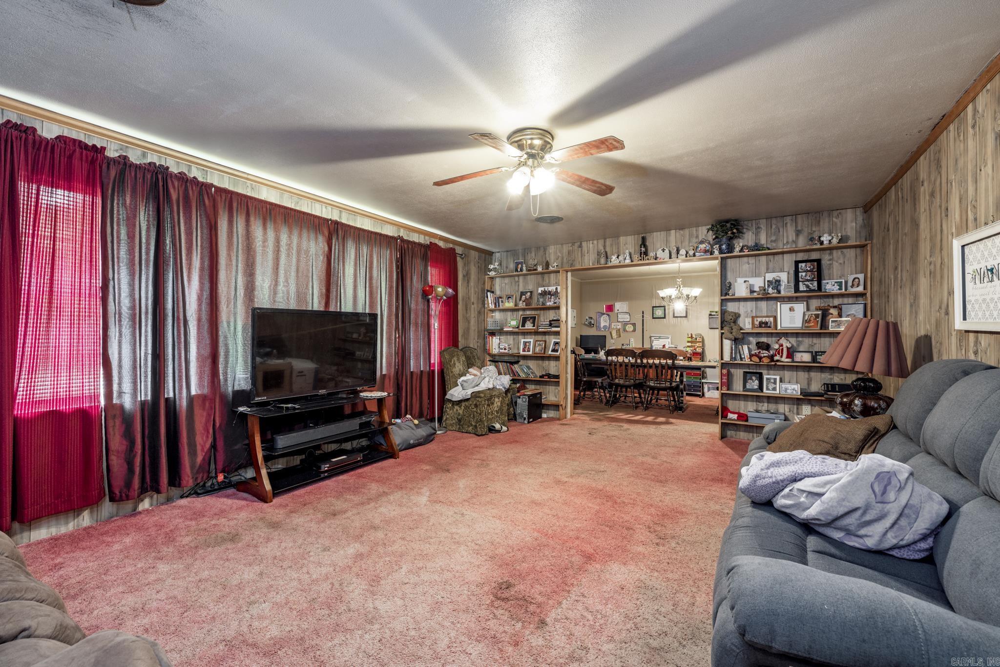 CORNS ADDN - Residential