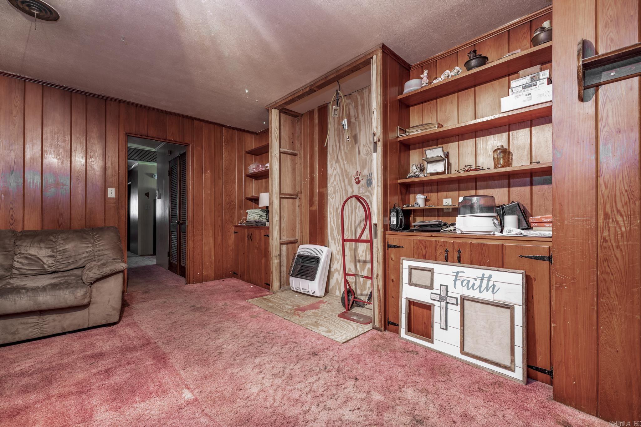 CORNS ADDN - Residential