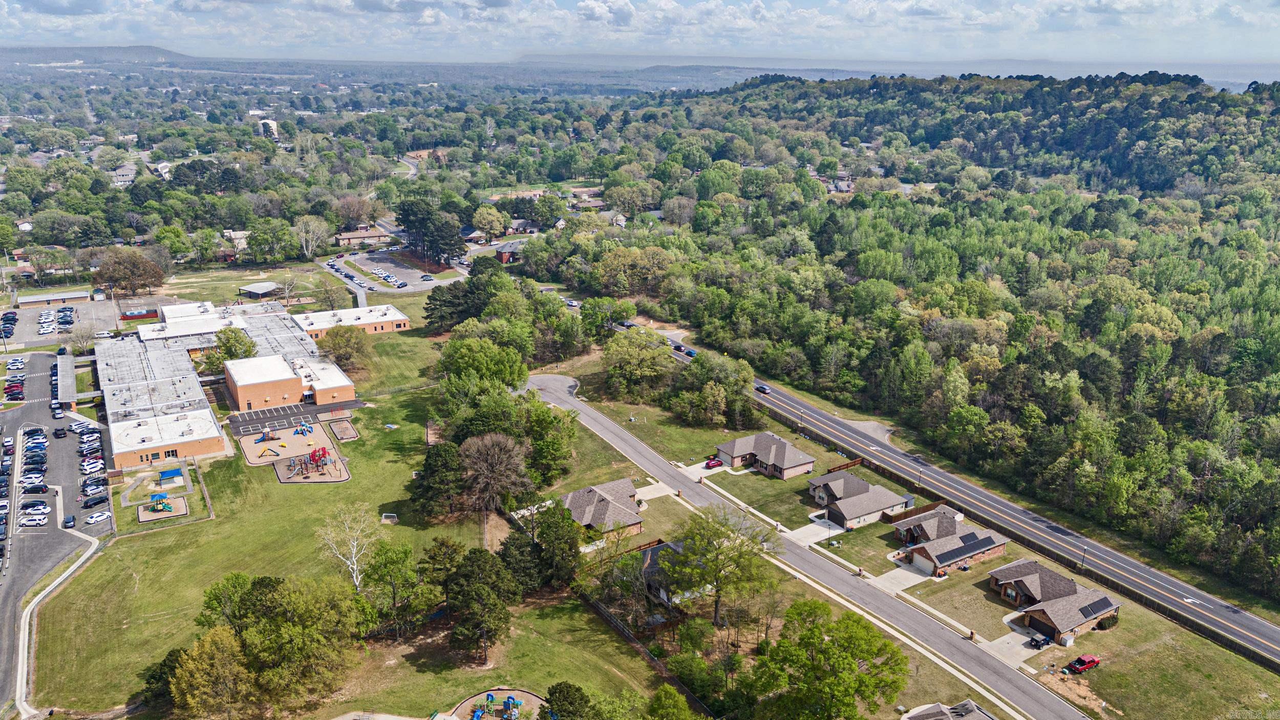 THE CENTER - Residential