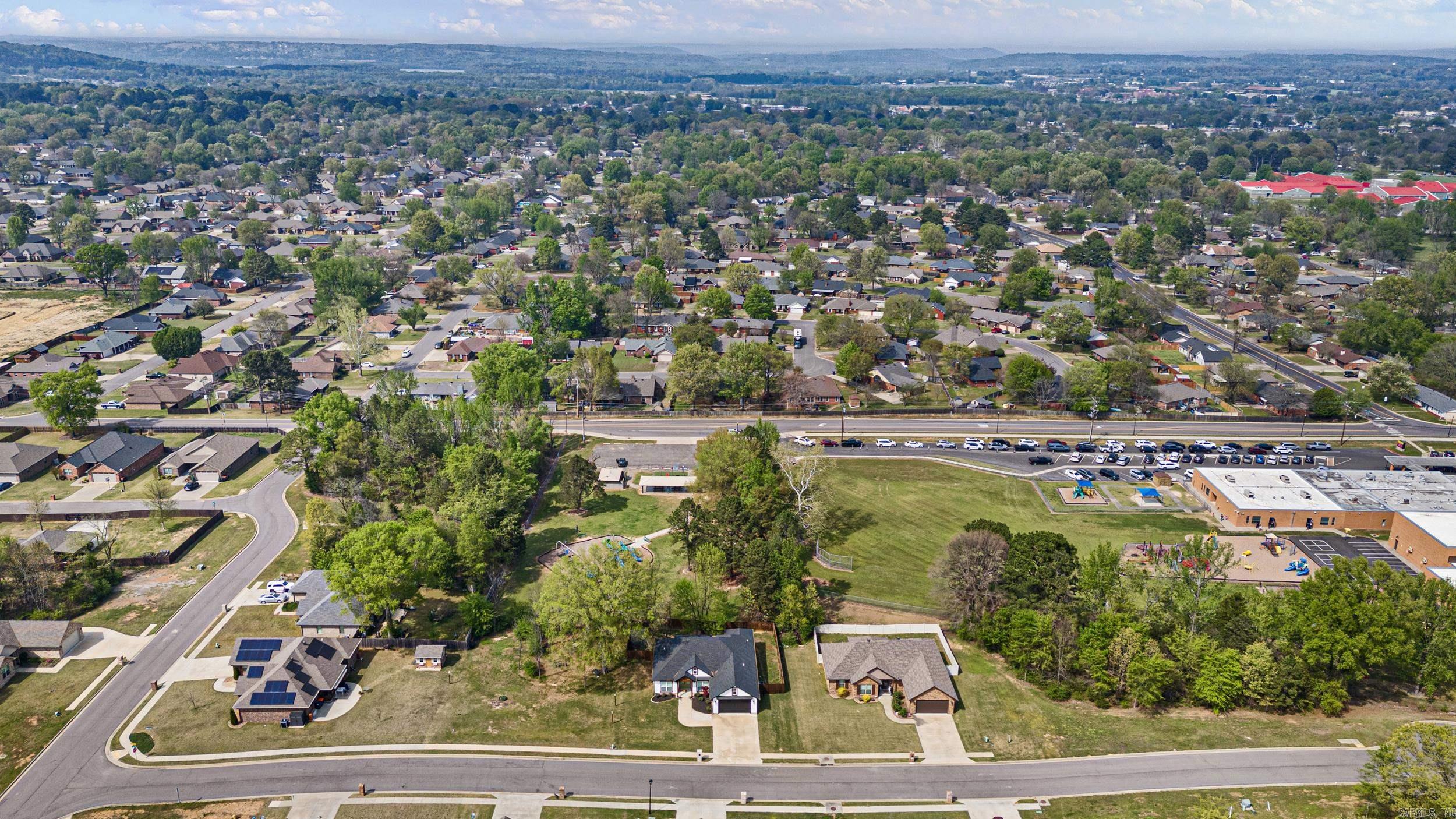 THE CENTER - Residential