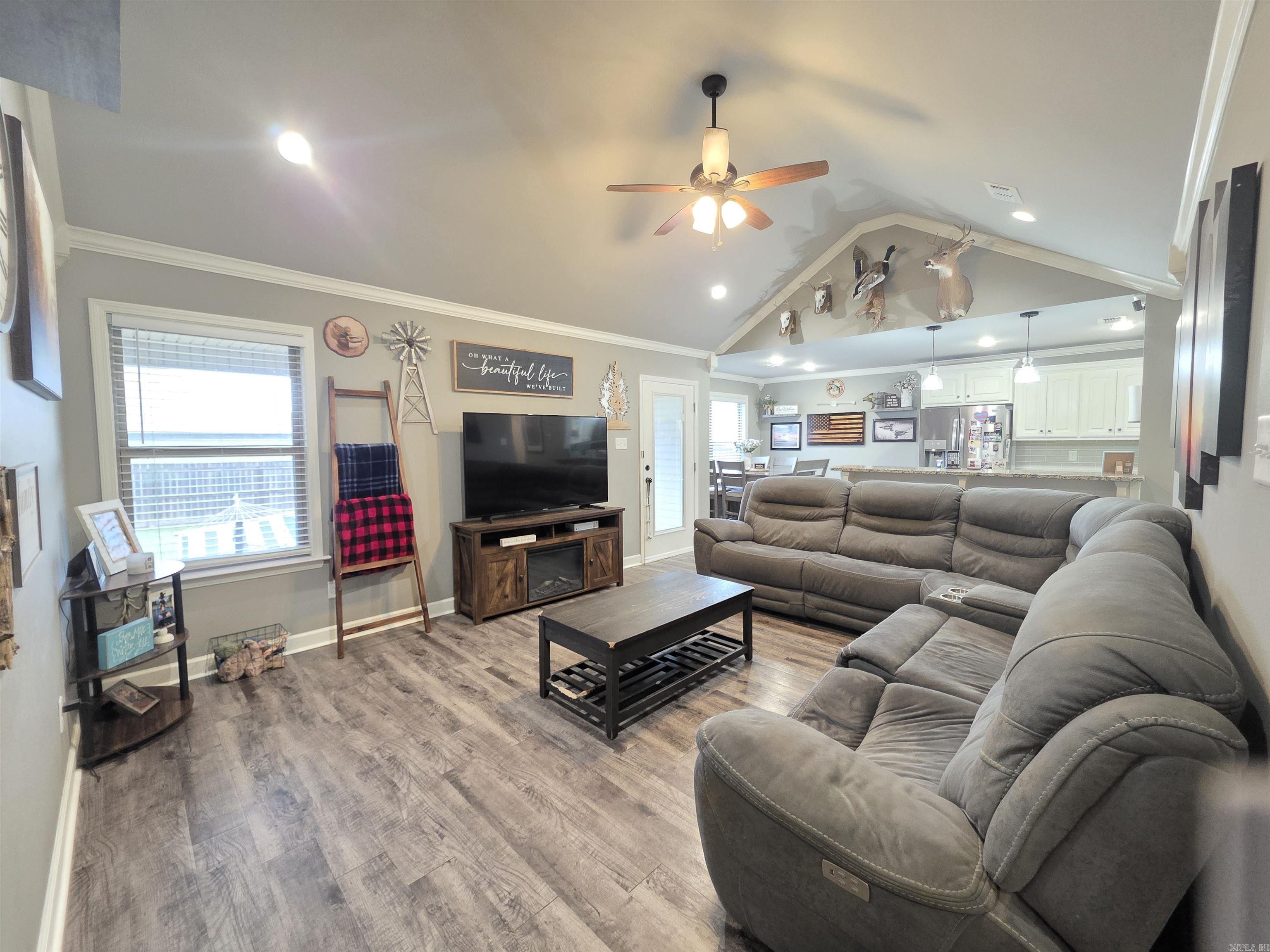 LILLY ANN PLACE - Residential