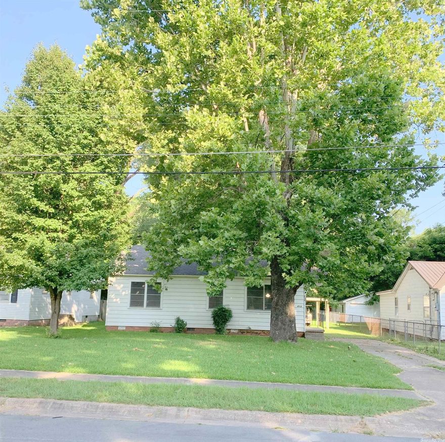 Come see this nice home that would be perfect for a first time home owner or an investment property.