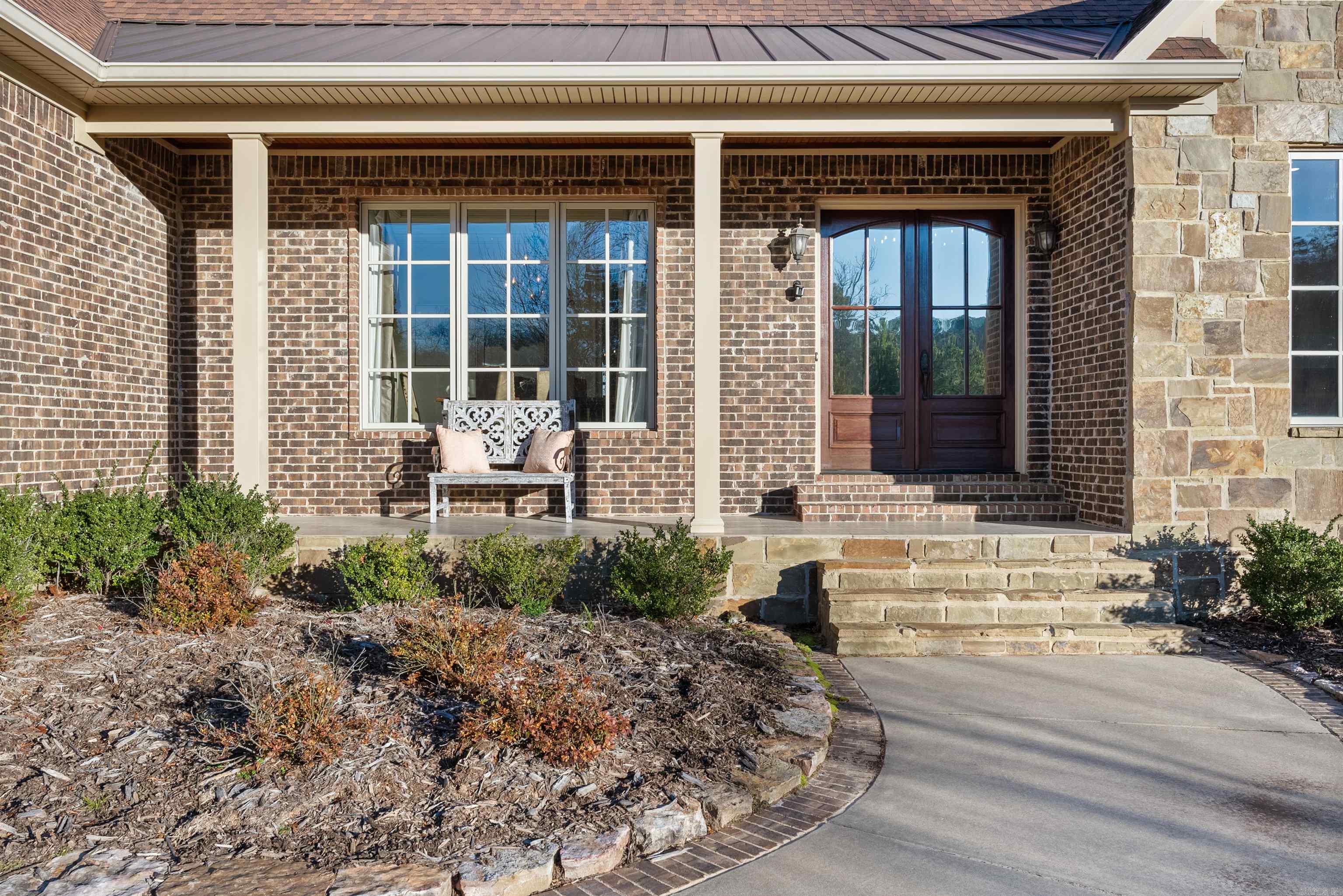 WOODLANDS EDGE - Residential