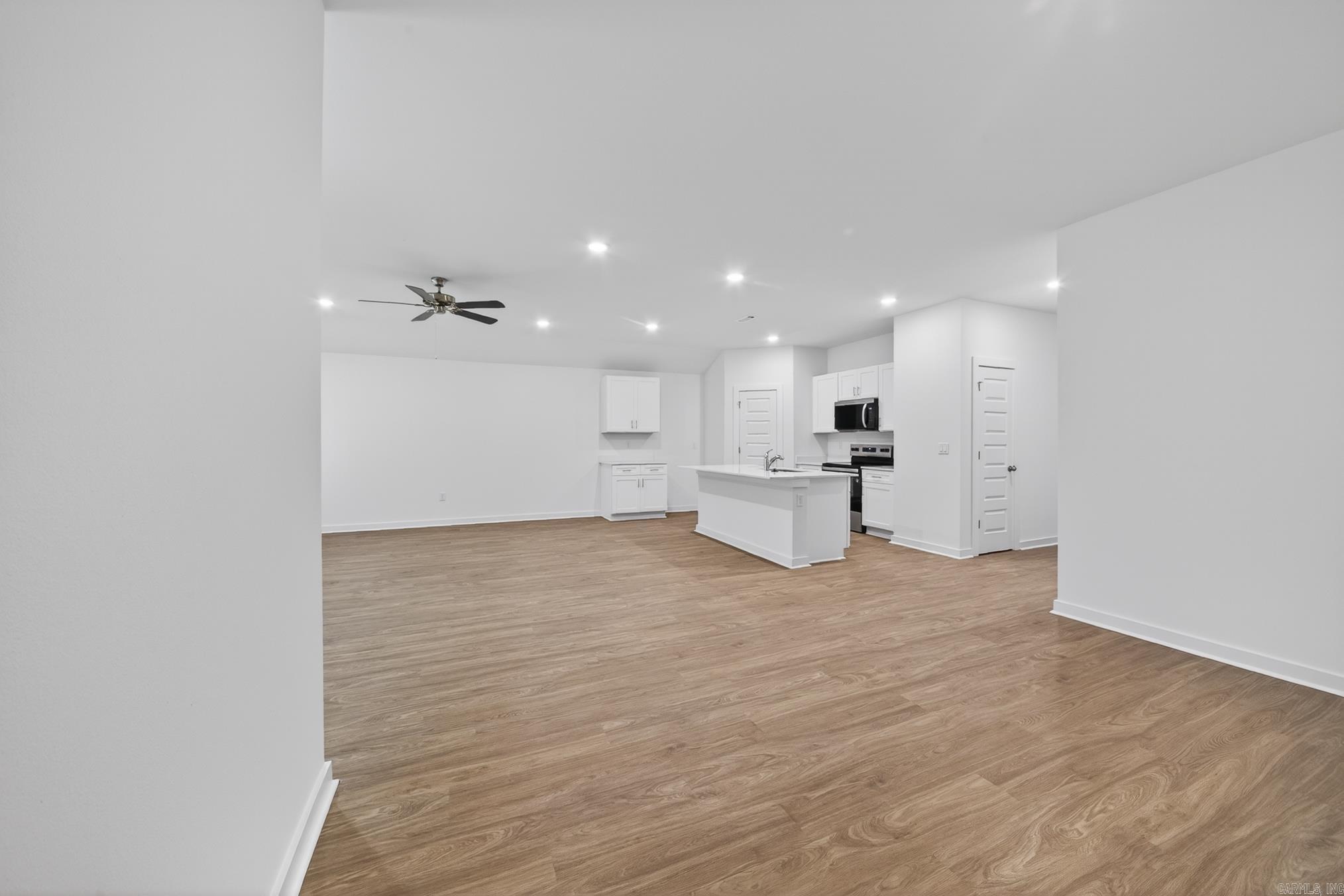 WOLFSBRIDGE @ CABOT PH 1-A - Residential Lease