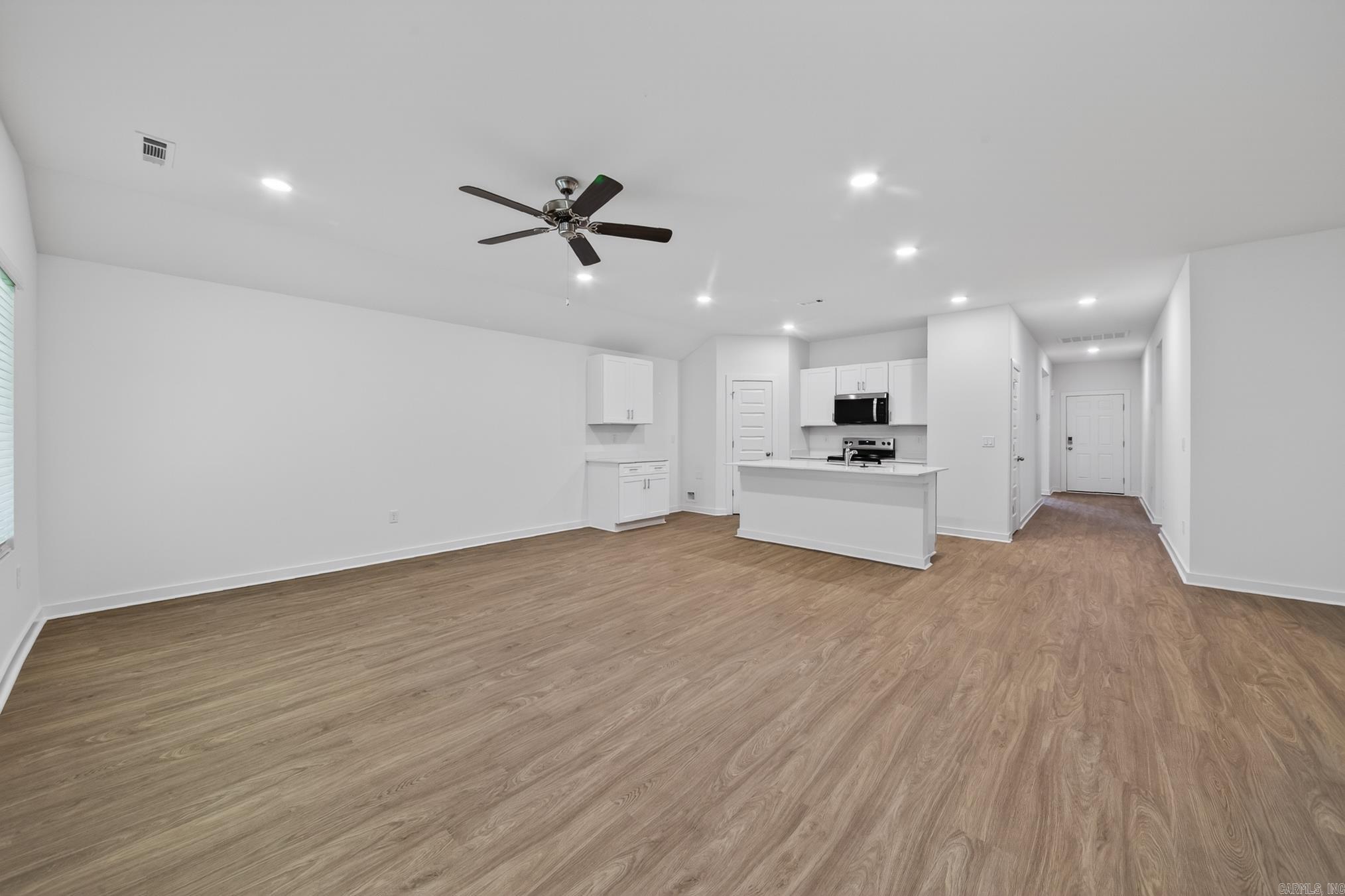 WOLFSBRIDGE @ CABOT PH 1-A - Residential Lease