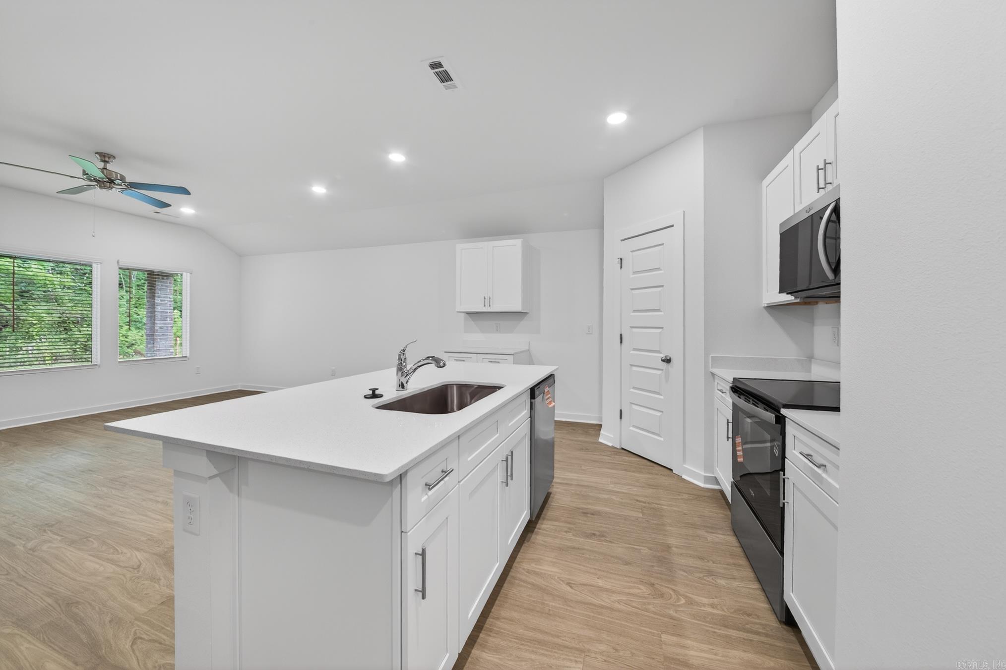 WOLFSBRIDGE @ CABOT PH 1-A - Residential Lease