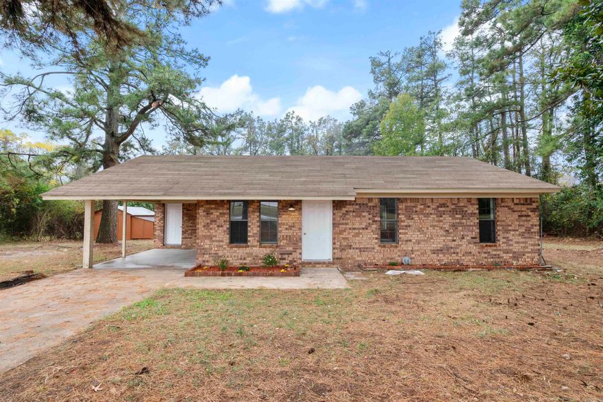 Newly remodeled 3 bed 1 bath brick home on 2 lots totaling to 1 acre! Updates include new HVAC, water heater, granite counter tops, flooring, paint, stainless steel oven, and more. There is also a shed in the back yard that conveys. Schedule a tour to see! Agent owned.