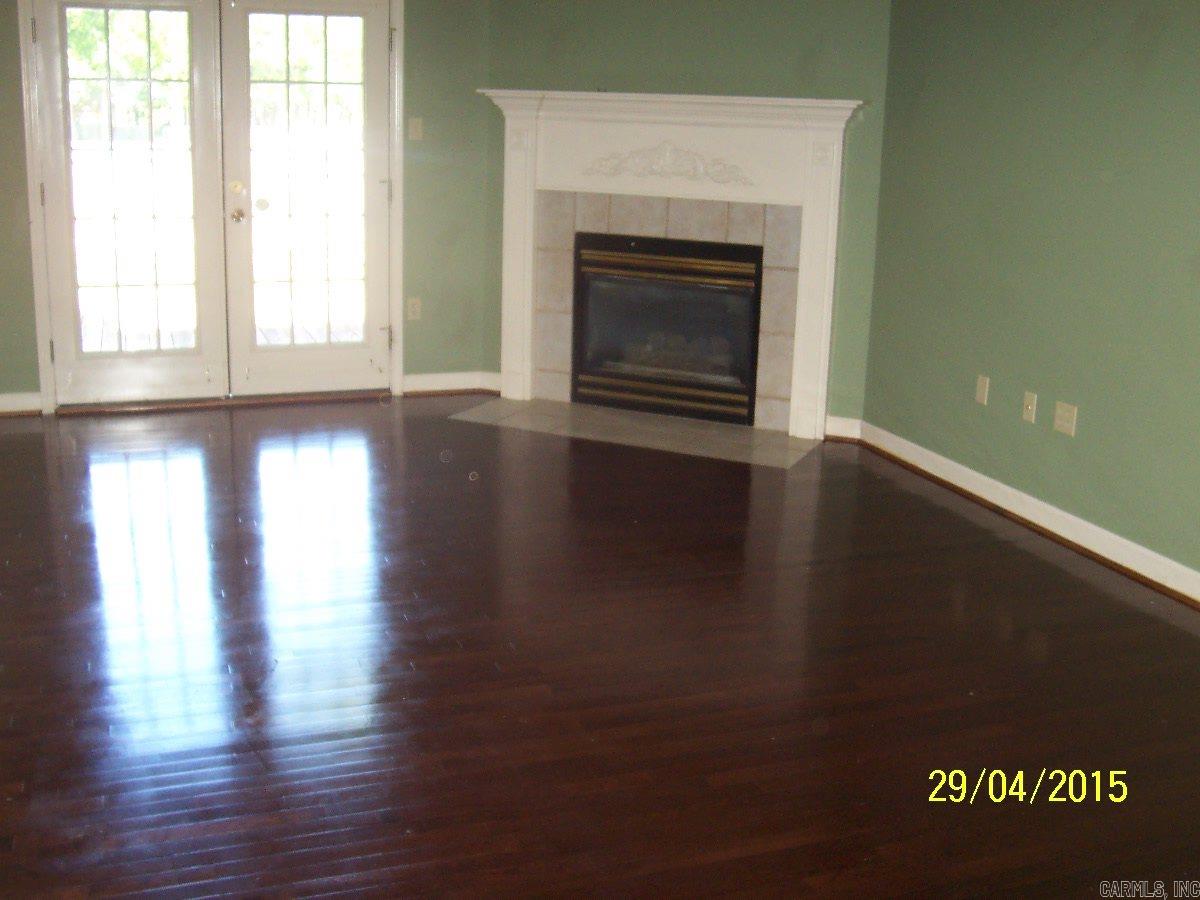 COUNTRY CLUB OF ARK THE - Residential