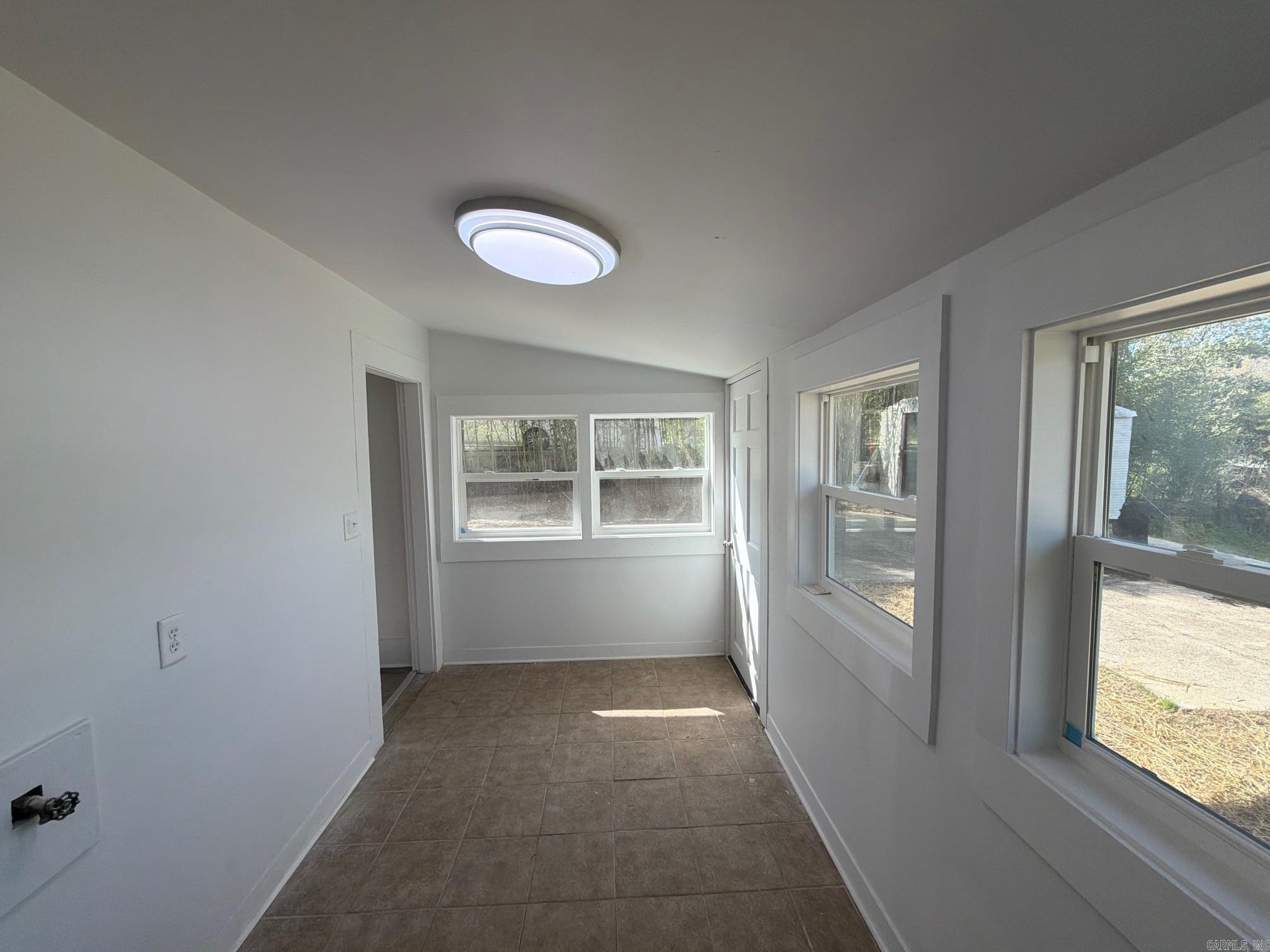 WOODLAWN HEIGHTS - Residential