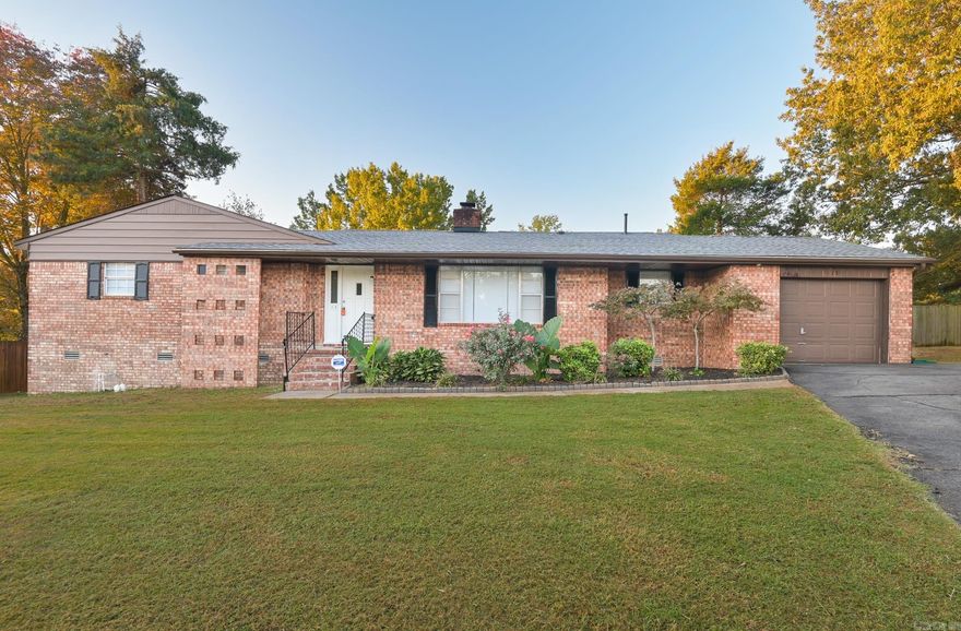 Welcome to this charming 3bd-2ba-1ga home in Searcy, where modern updates meet timeless elegance. From updated paint on interiors and a welcoming curb appeal, this house exudes warmth and style. Inside, enjoy beautiful flooring throughout, updated AC, and a modern kitchen with spacious countertops.  The spacious living room and fenced backyard offer the ideal space for entertaining or unwinding. With its blend of comfort and sophistication, this home is the perfect retreat.