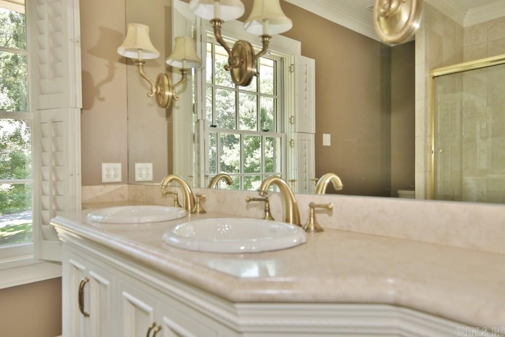 Robinwood - Residential