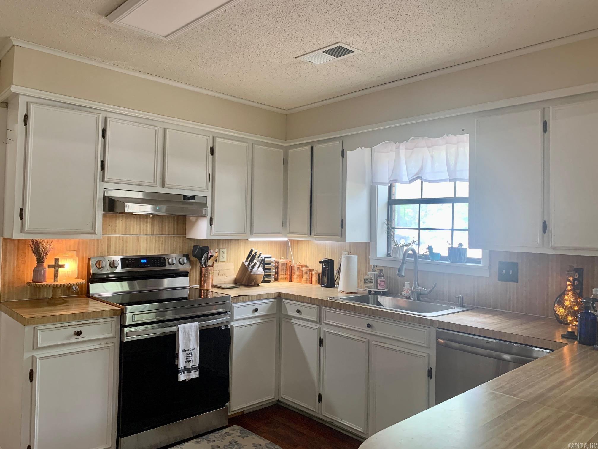 Dogwood Park - Residential