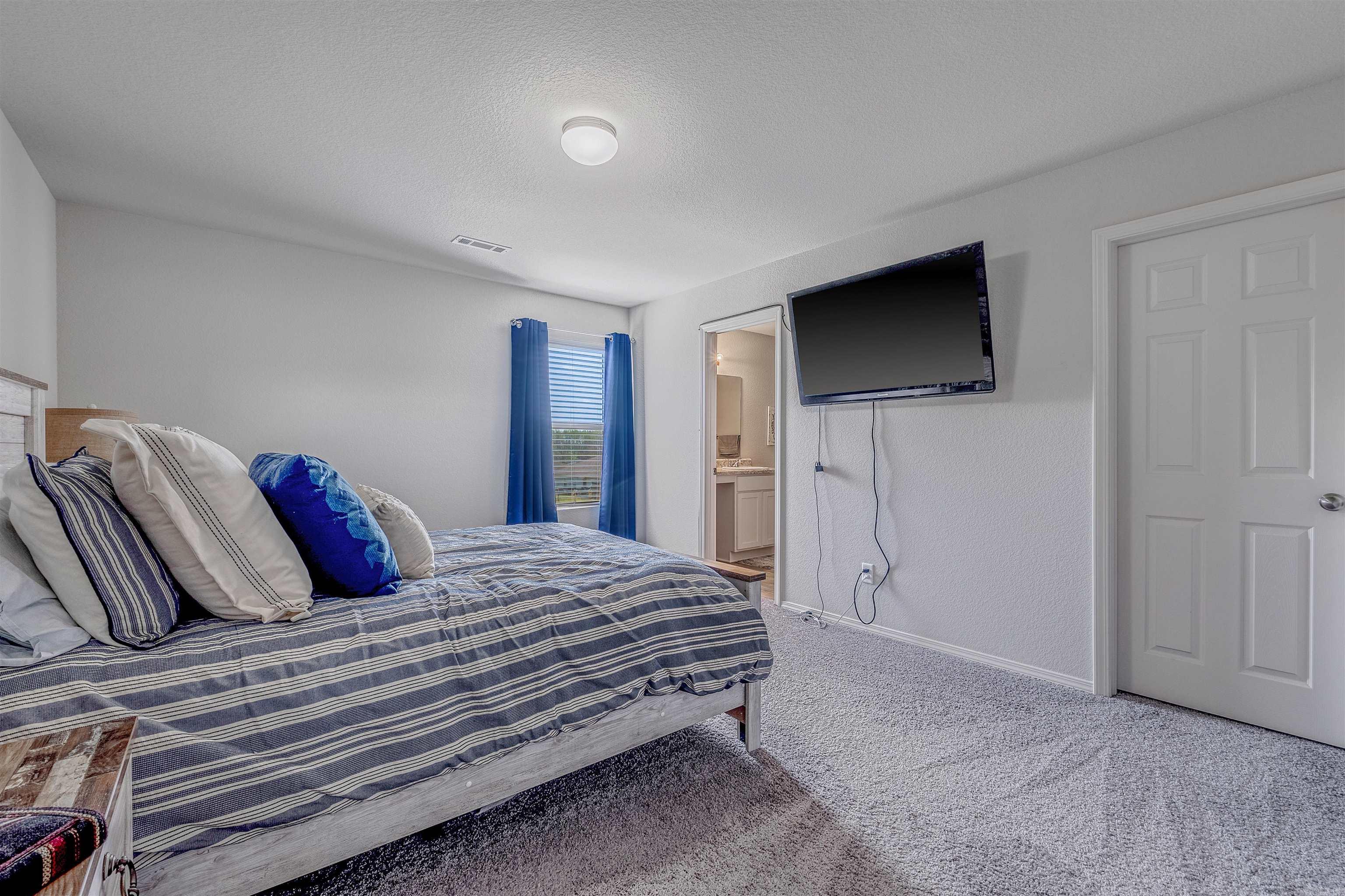 OAKLAND GROVE ESTATES - Residential