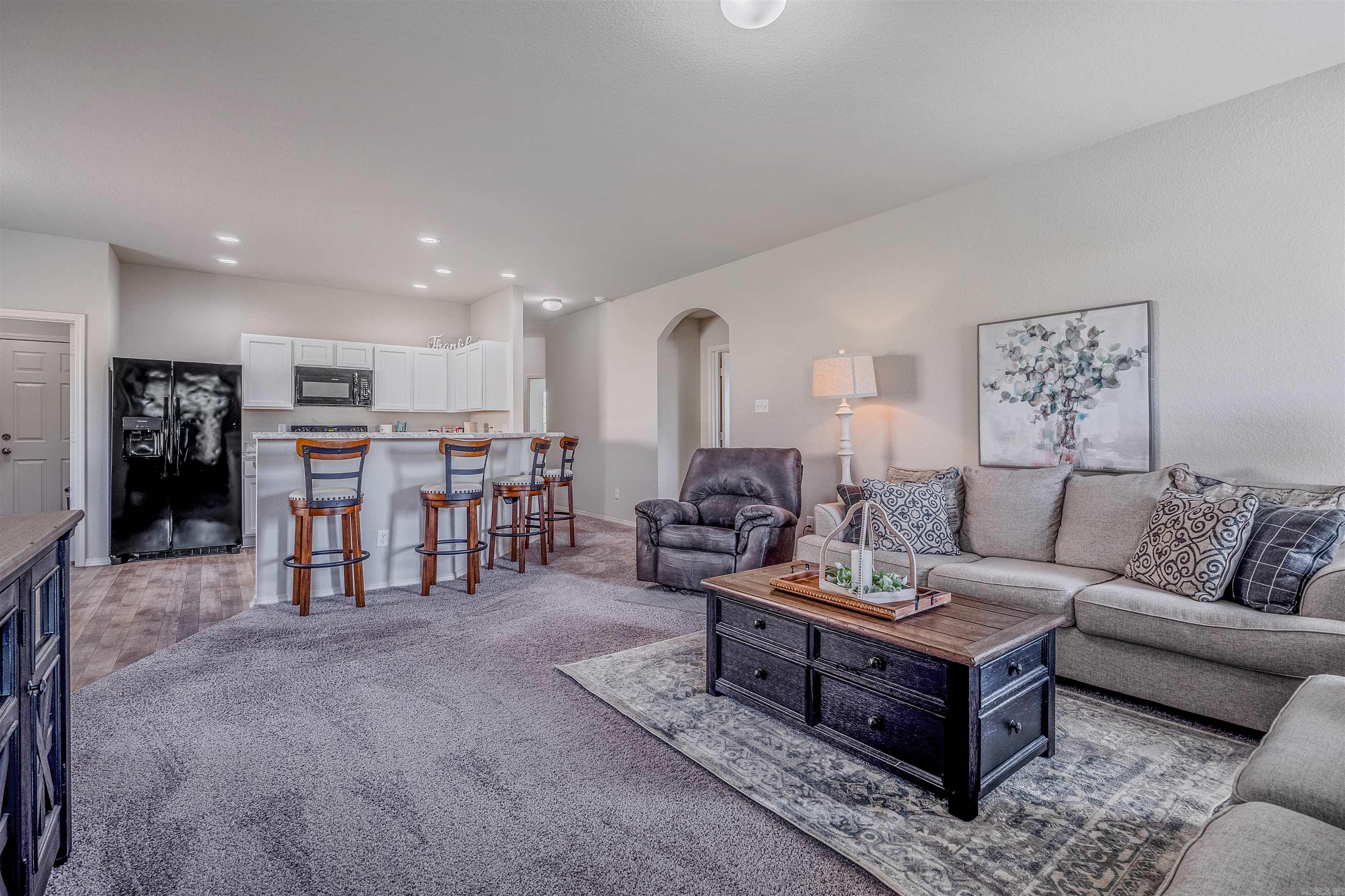 OAKLAND GROVE ESTATES - Residential