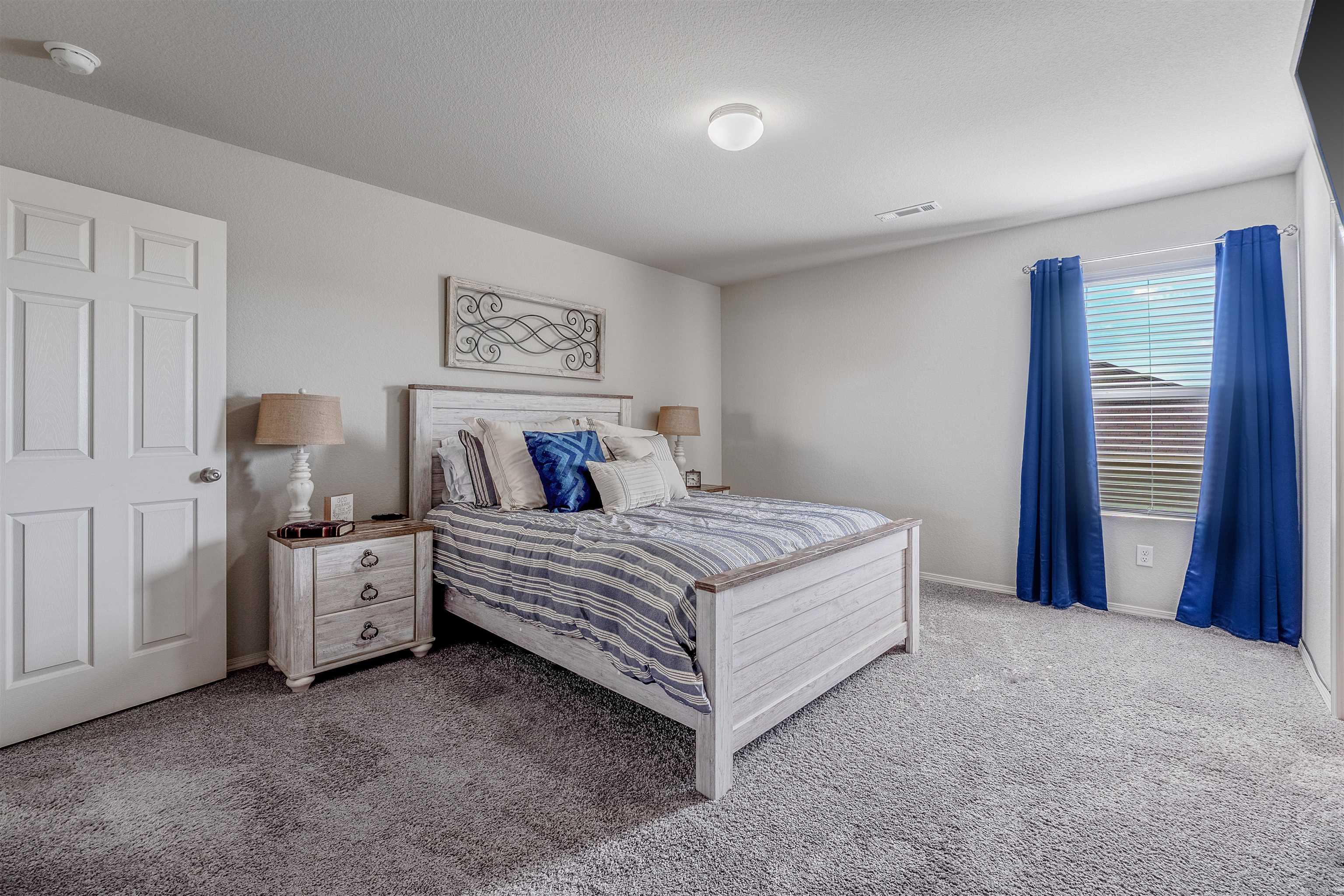 OAKLAND GROVE ESTATES - Residential