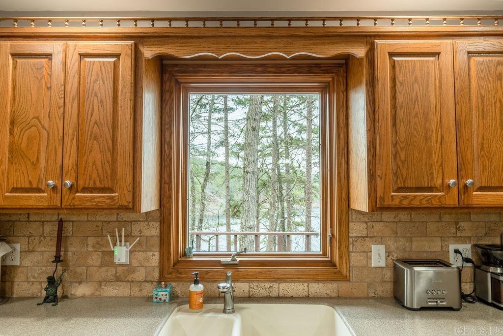 BELMONT ACRES - LAKE - Residential