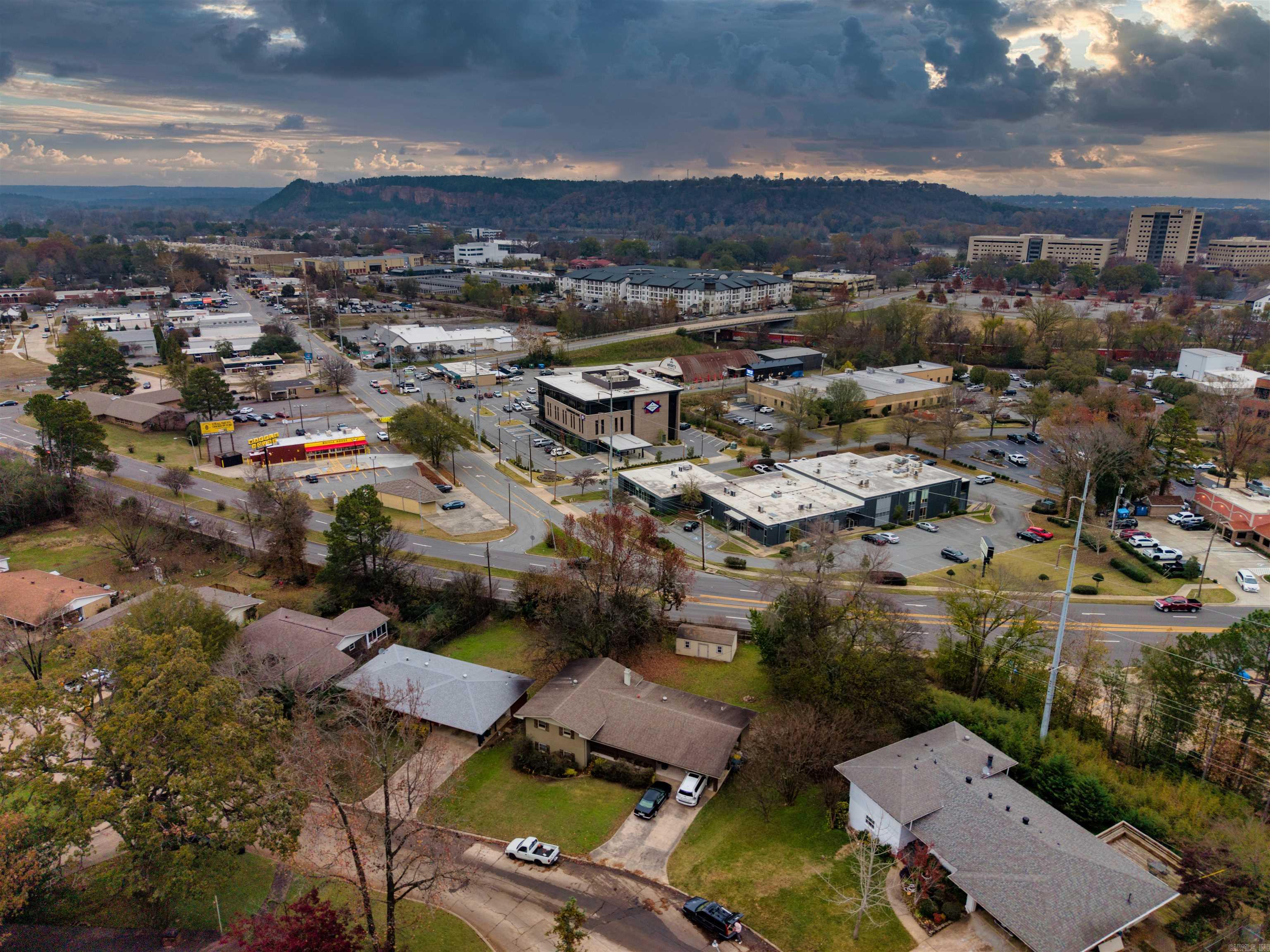CEDAR HILL TERR - Residential
