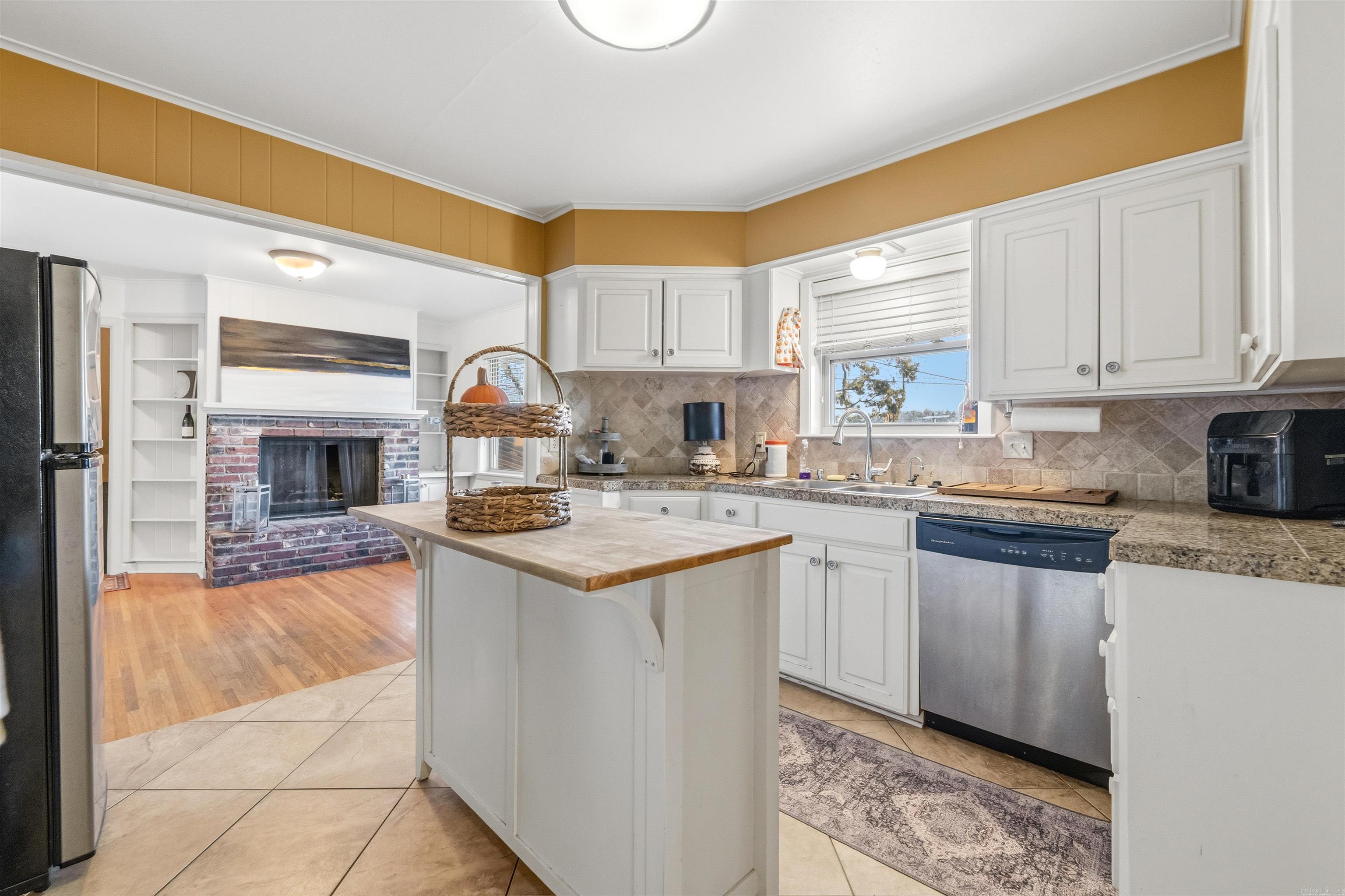 CEDAR HILL TERR - Residential