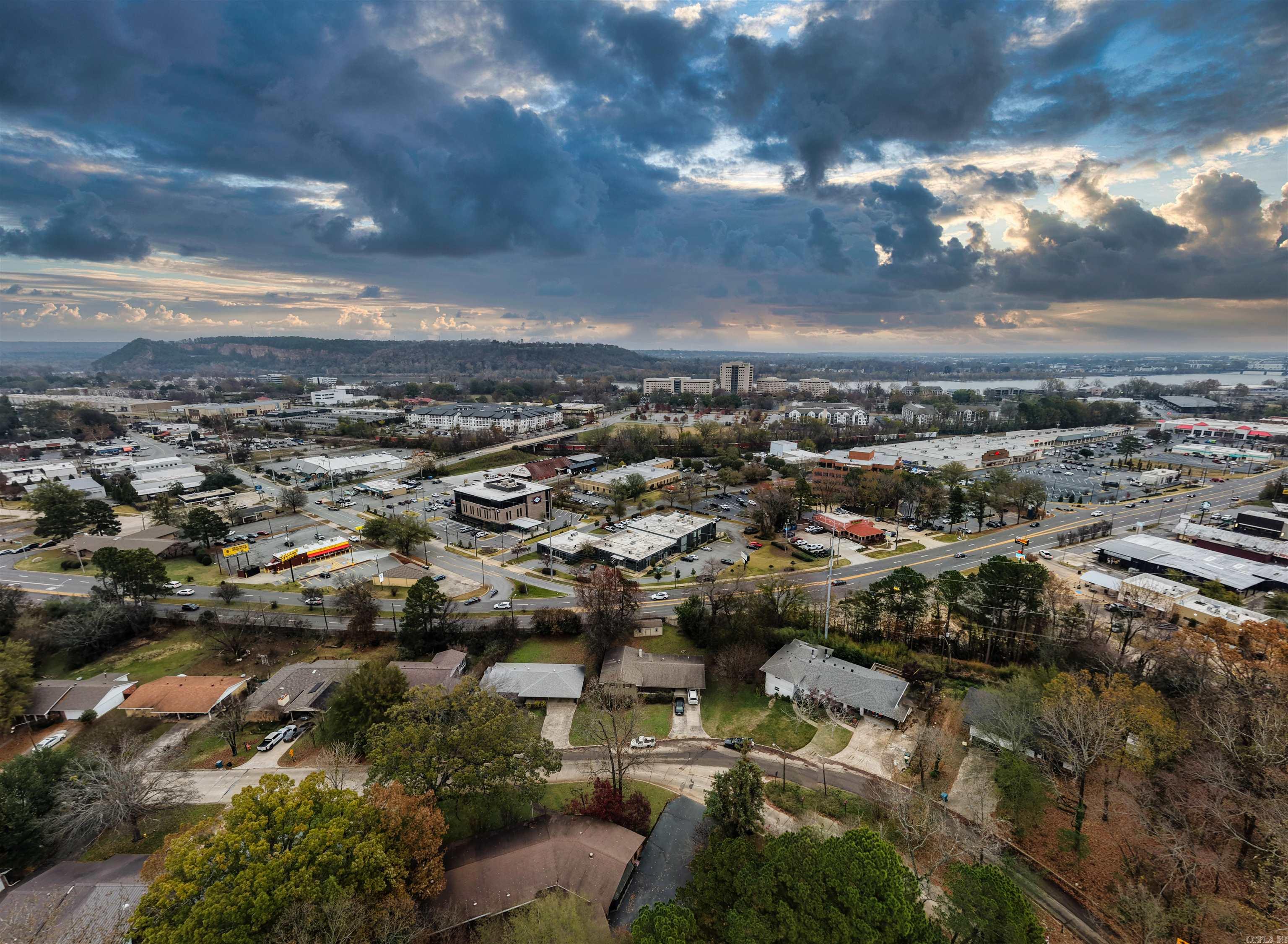 CEDAR HILL TERR - Residential