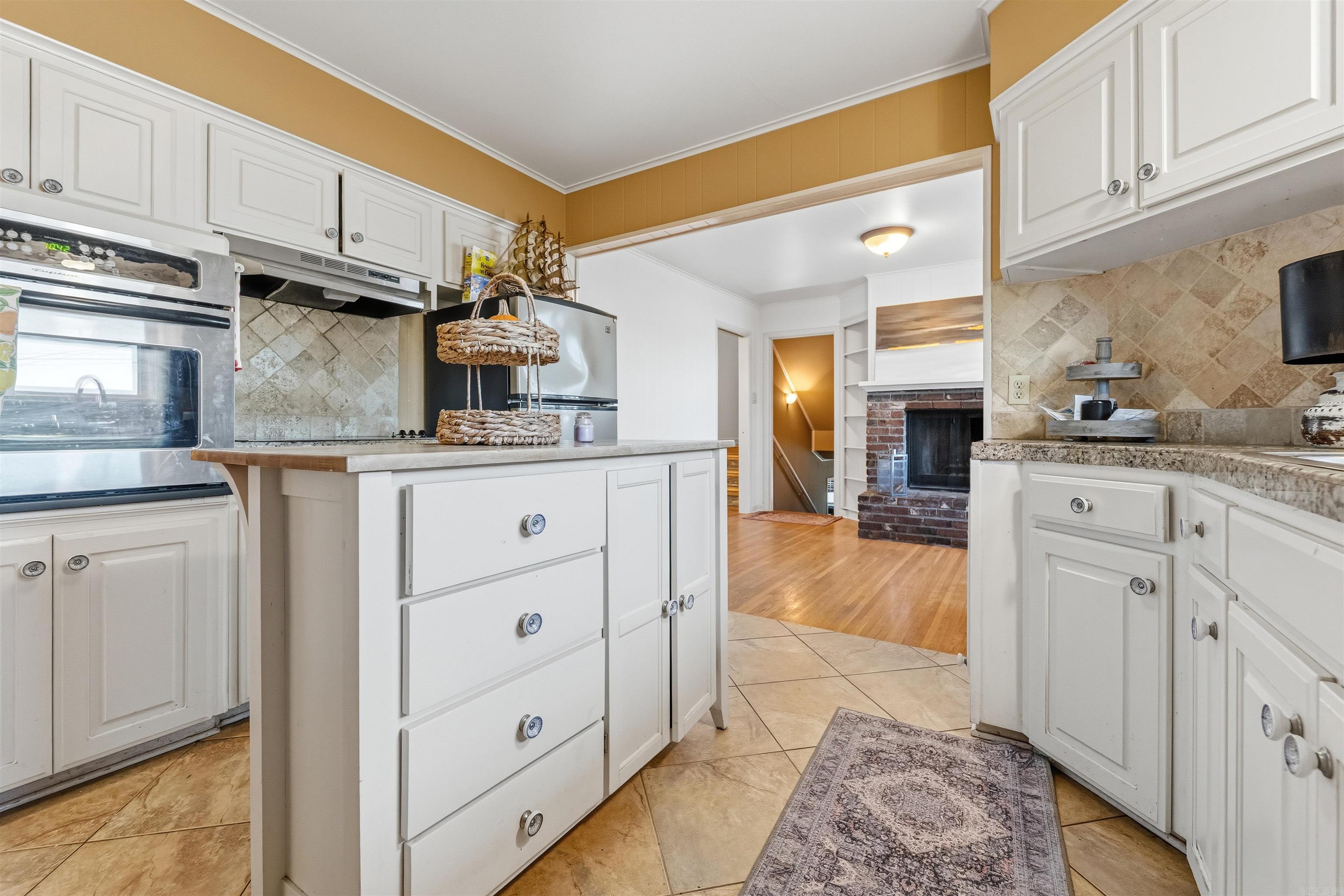 CEDAR HILL TERR - Residential