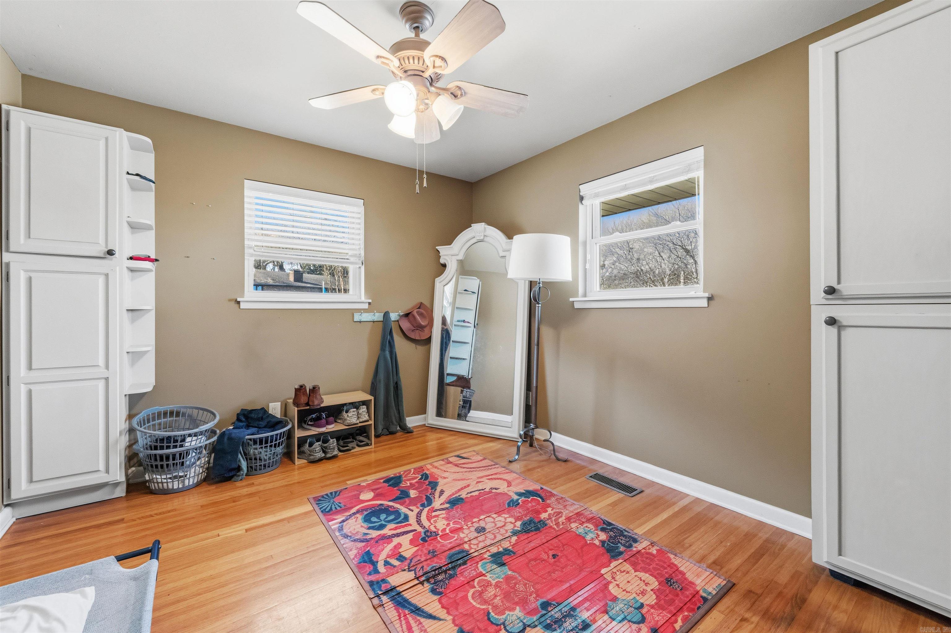 CEDAR HILL TERR - Residential