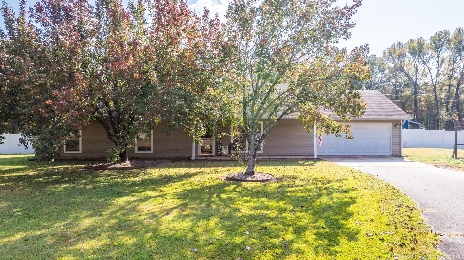 Beautiful 3 bedroom, 2.5 bath home on over an acre of land. You will enjoy everything this house has to offer especially the amount of storage and space it has! Two different areas that can double as private offices. Priced right!! You won't want to miss this one. WELCOME HOME!!!