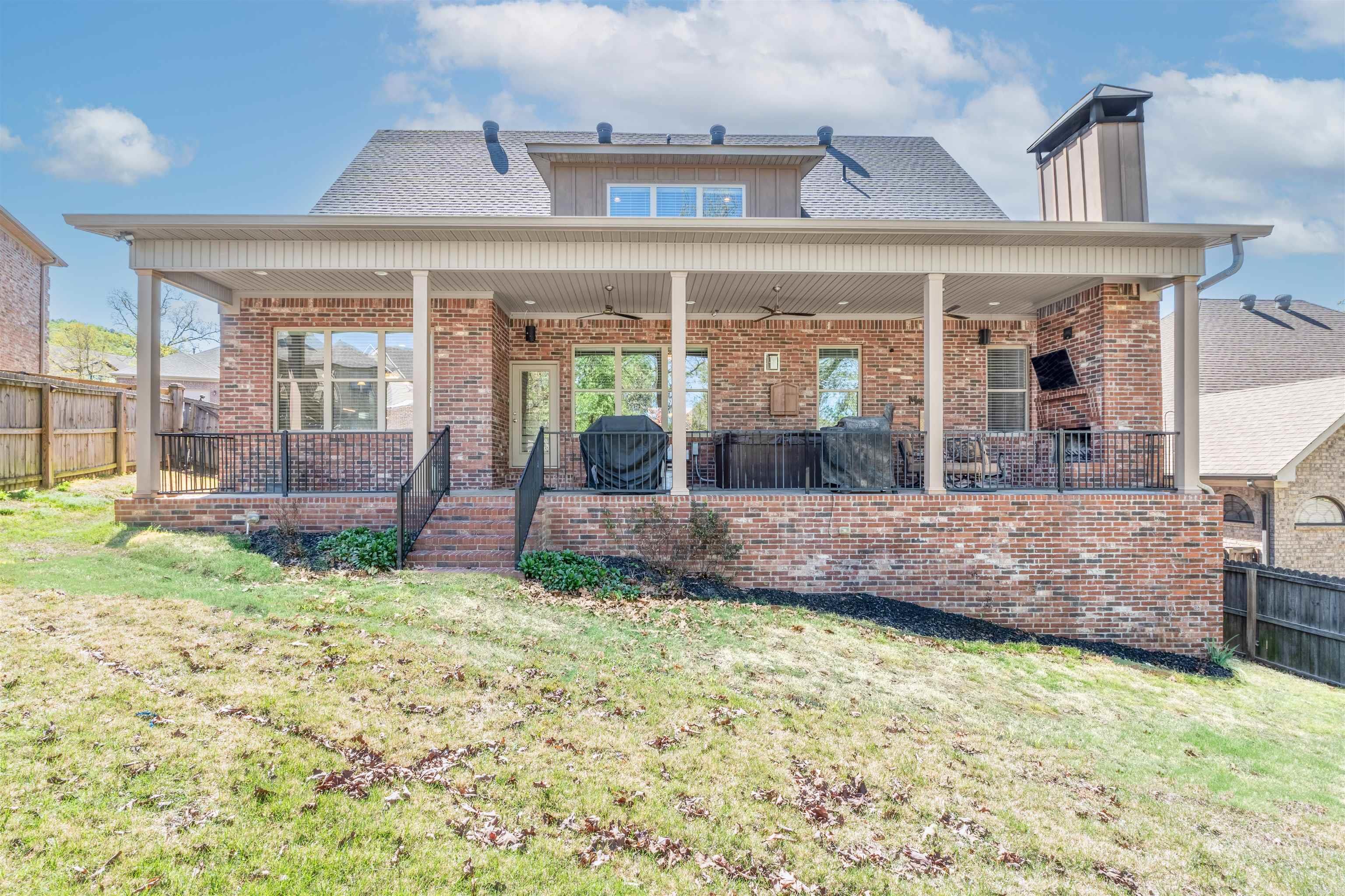 CHENAL VALLEY EPERNAY PLACE - Residential