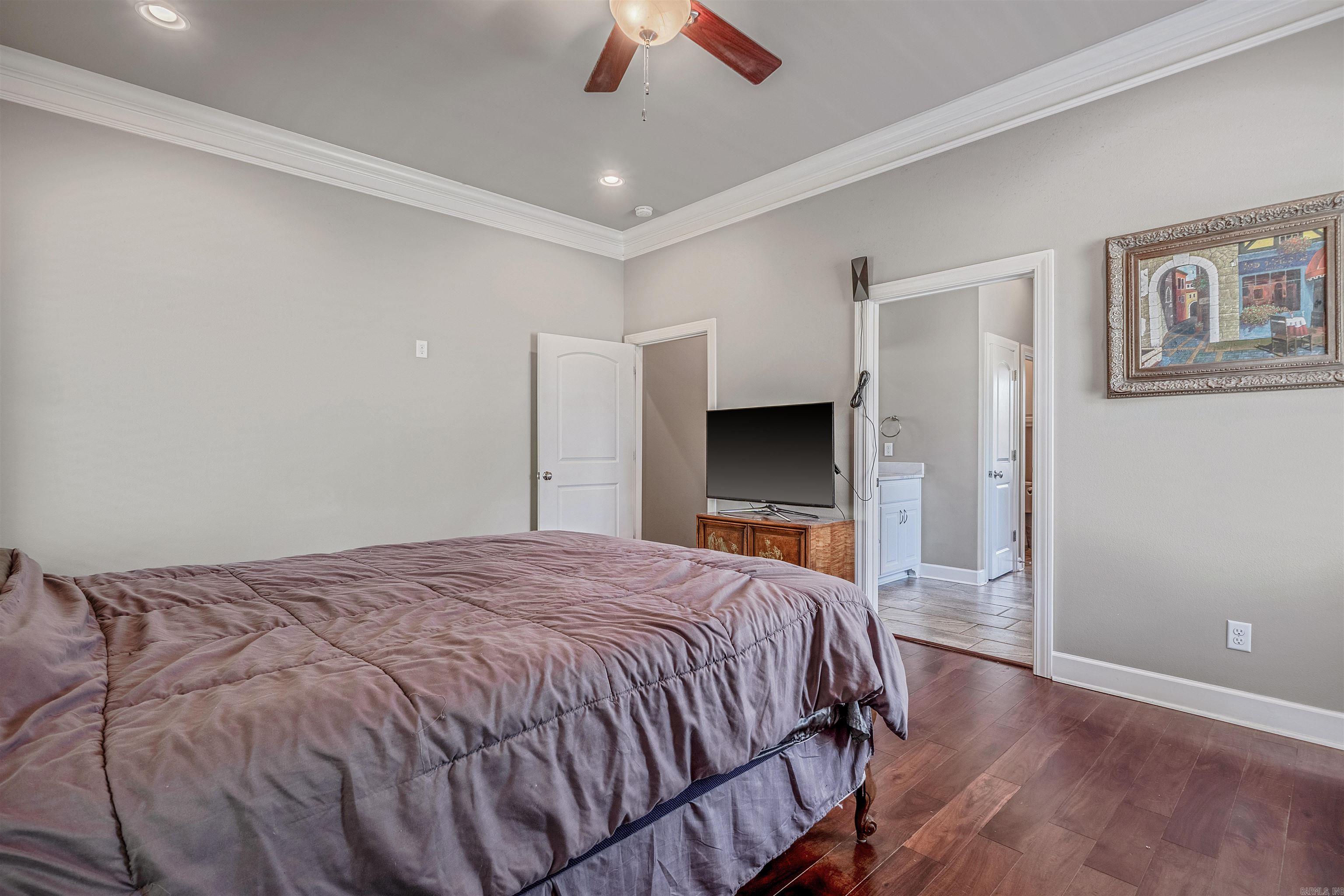 CHENAL VALLEY EPERNAY PLACE - Residential