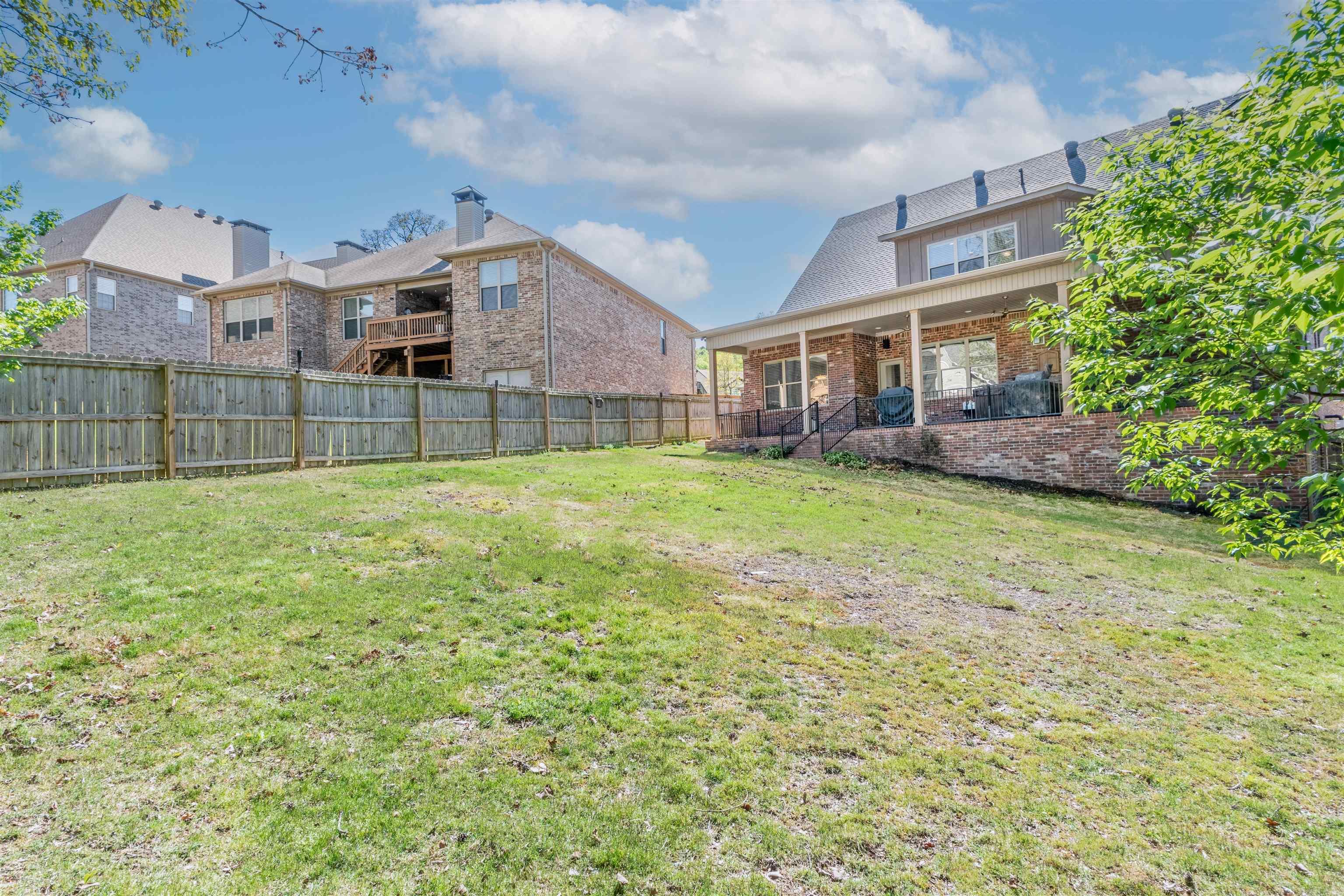 CHENAL VALLEY EPERNAY PLACE - Residential