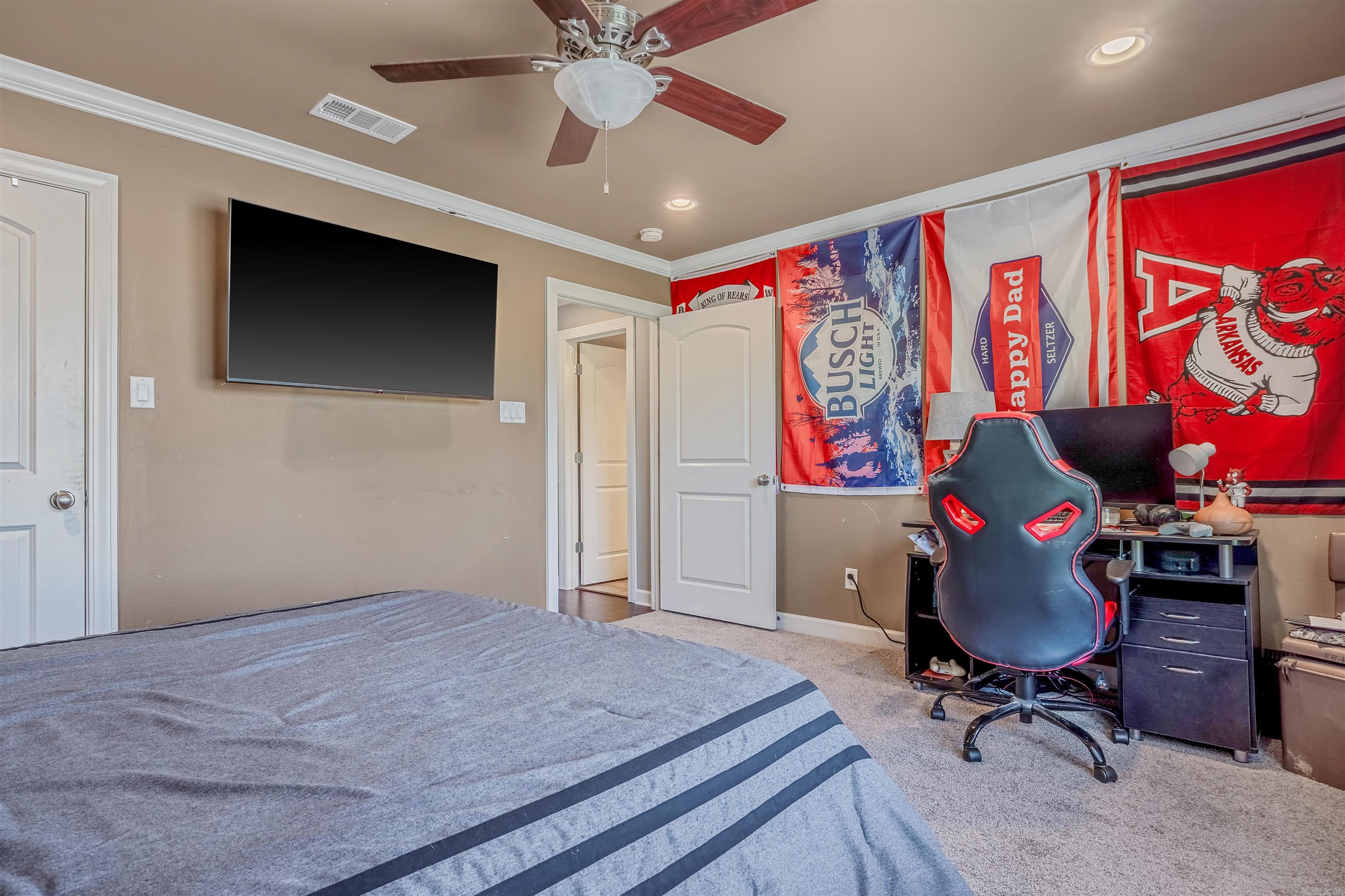 CHENAL VALLEY EPERNAY PLACE - Residential