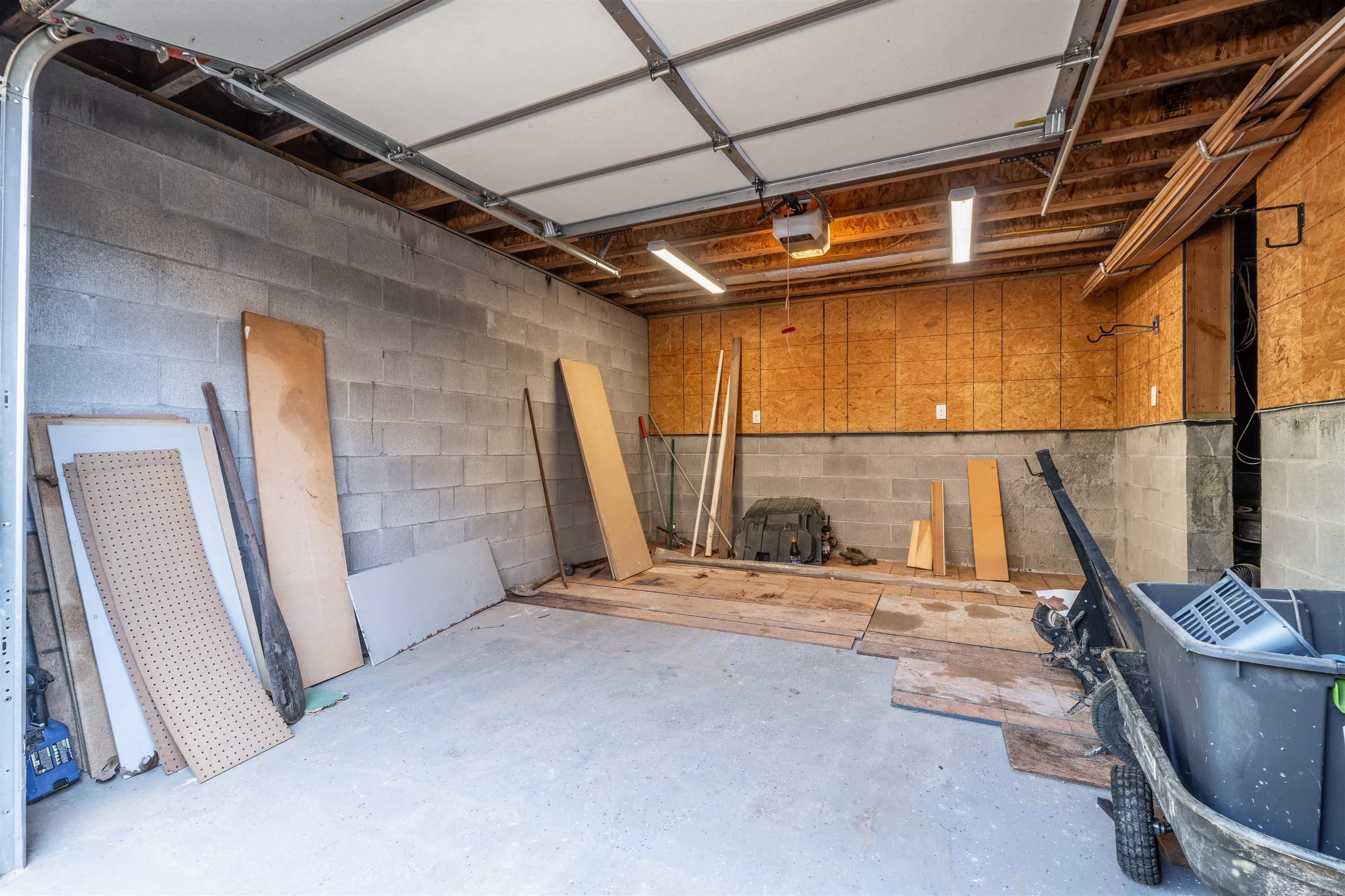 CHENAL VALLEY EPERNAY PLACE - Residential