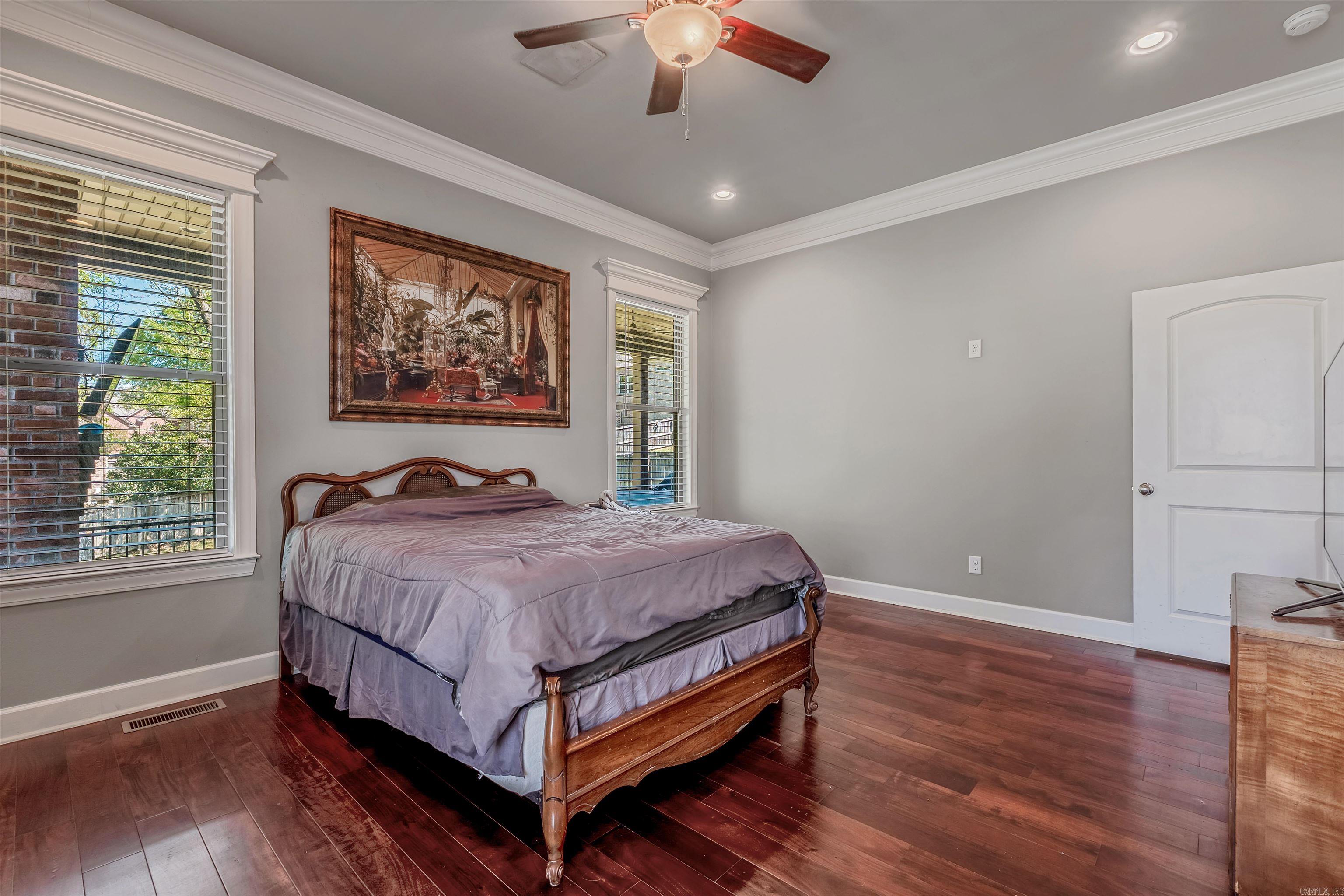 CHENAL VALLEY EPERNAY PLACE - Residential