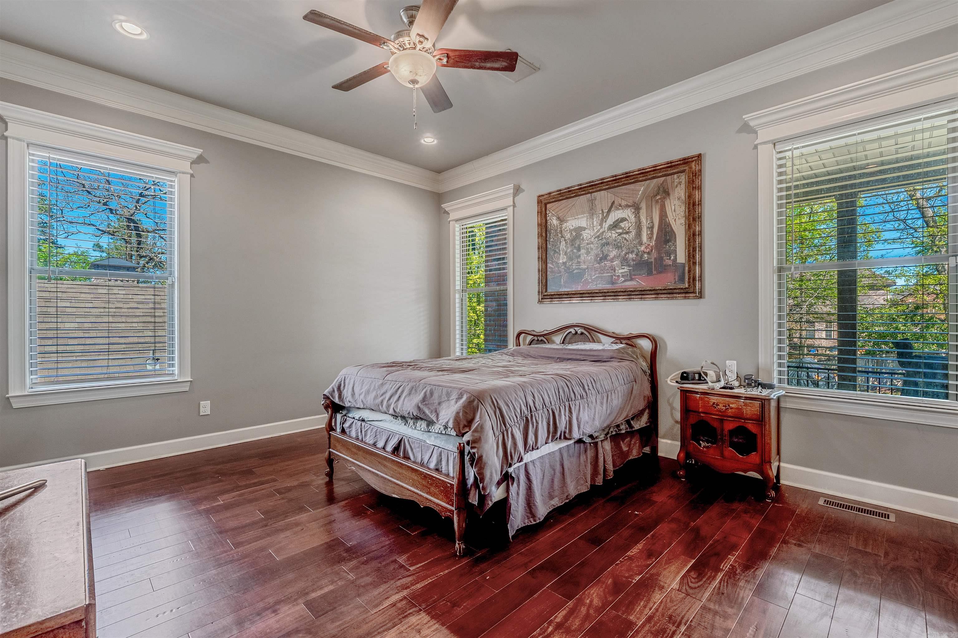 CHENAL VALLEY EPERNAY PLACE - Residential