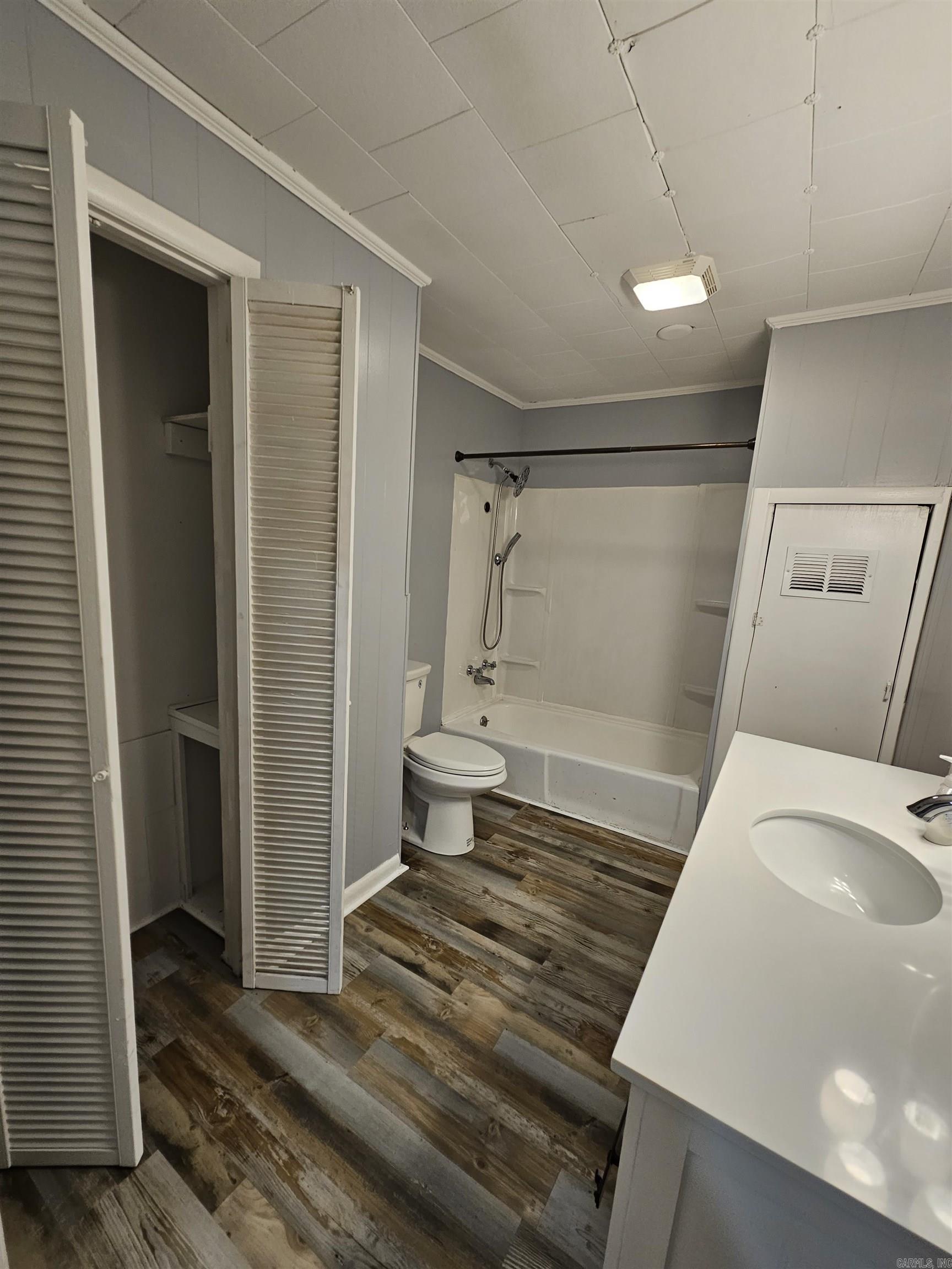 Not in Subdivision - Residential Lease