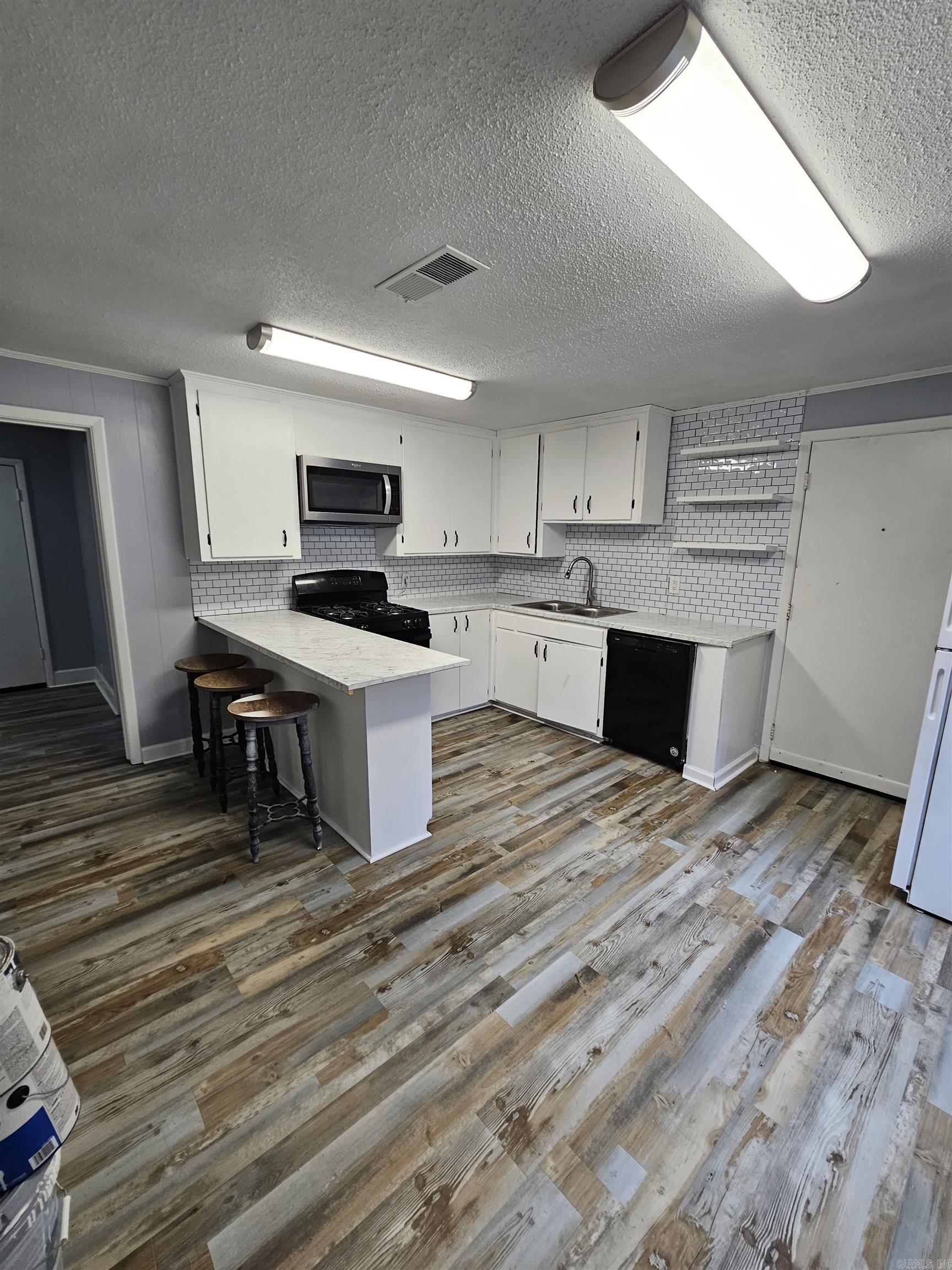 Not in Subdivision - Residential Lease